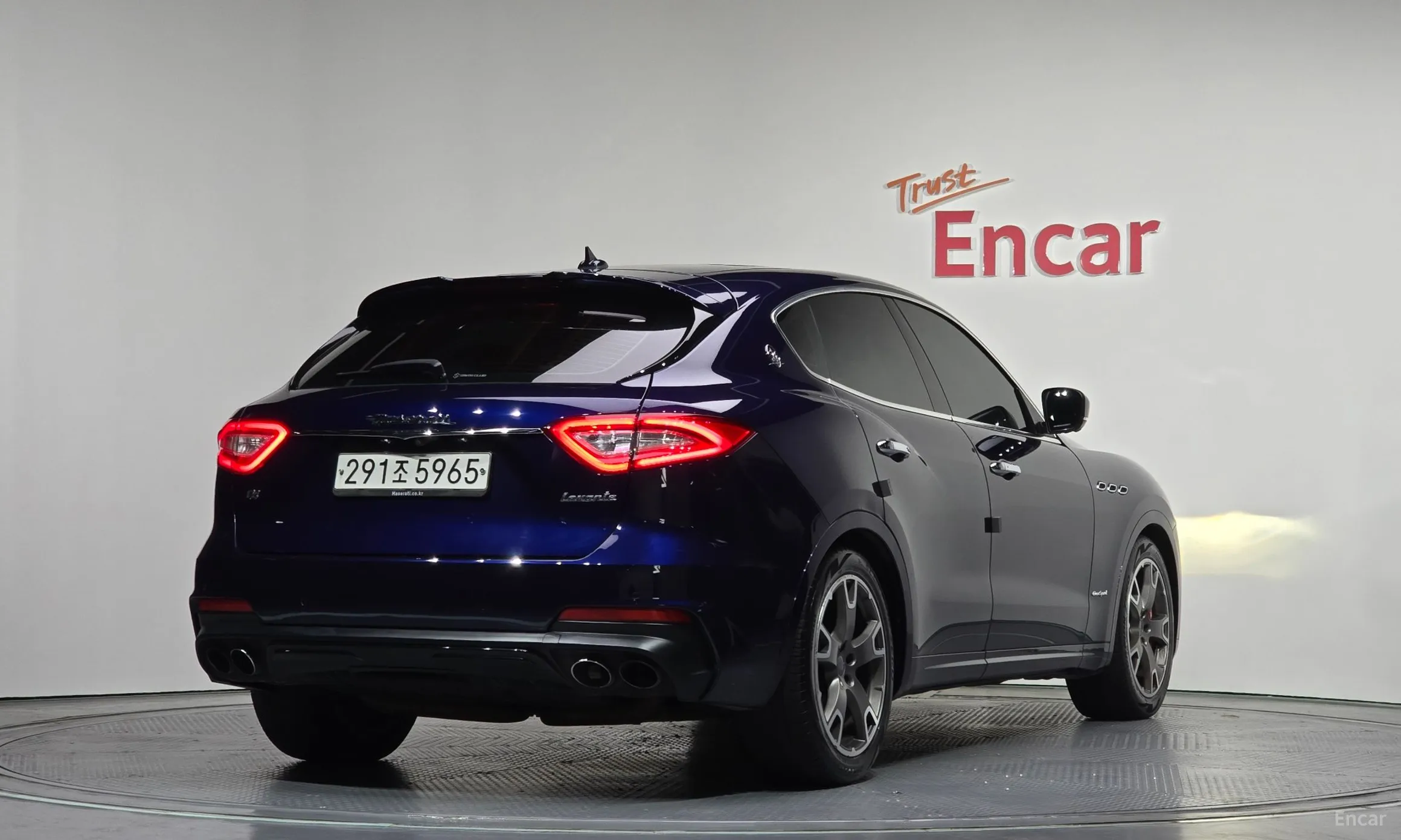 Maserati Levante превью 2