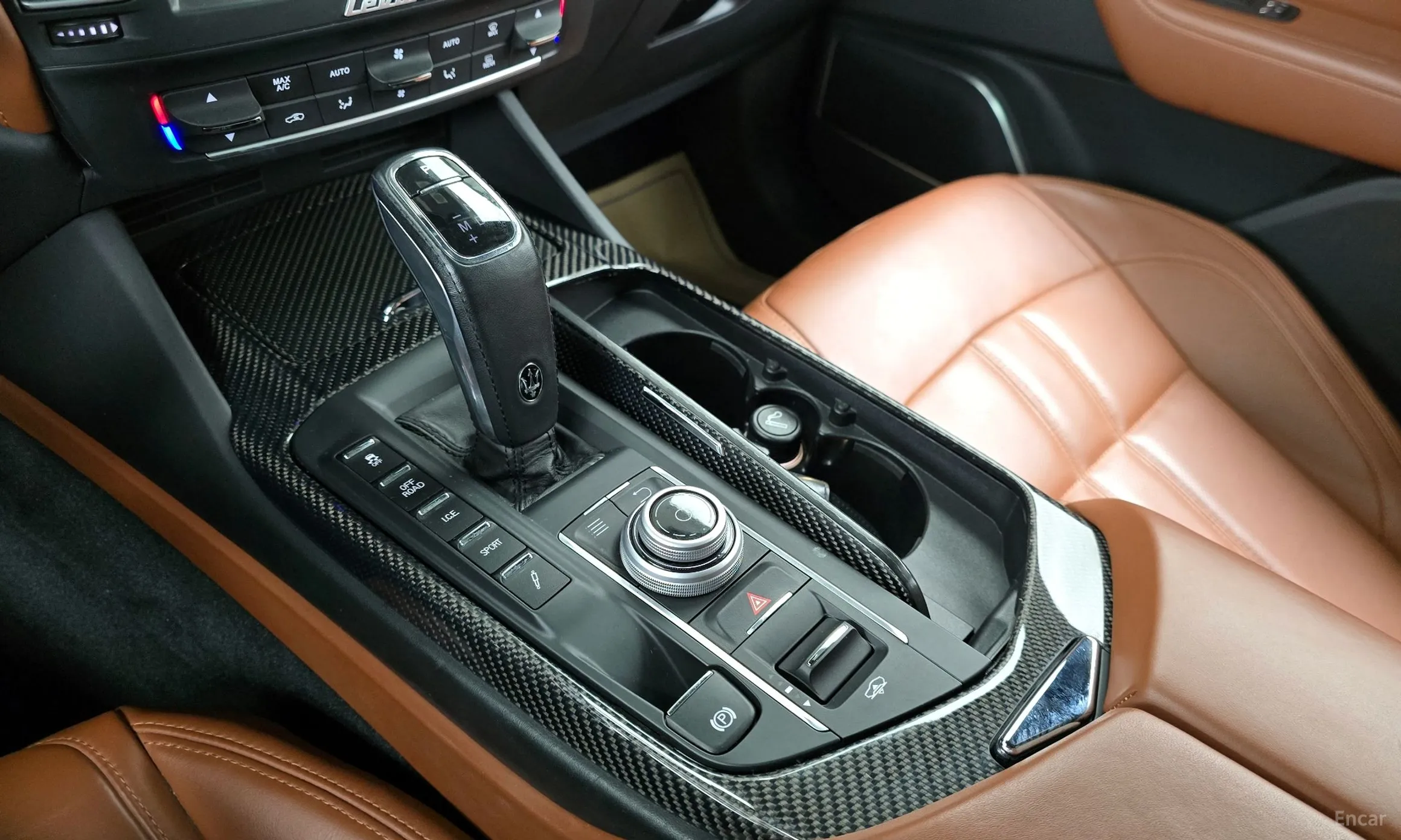 Maserati Levante превью 9