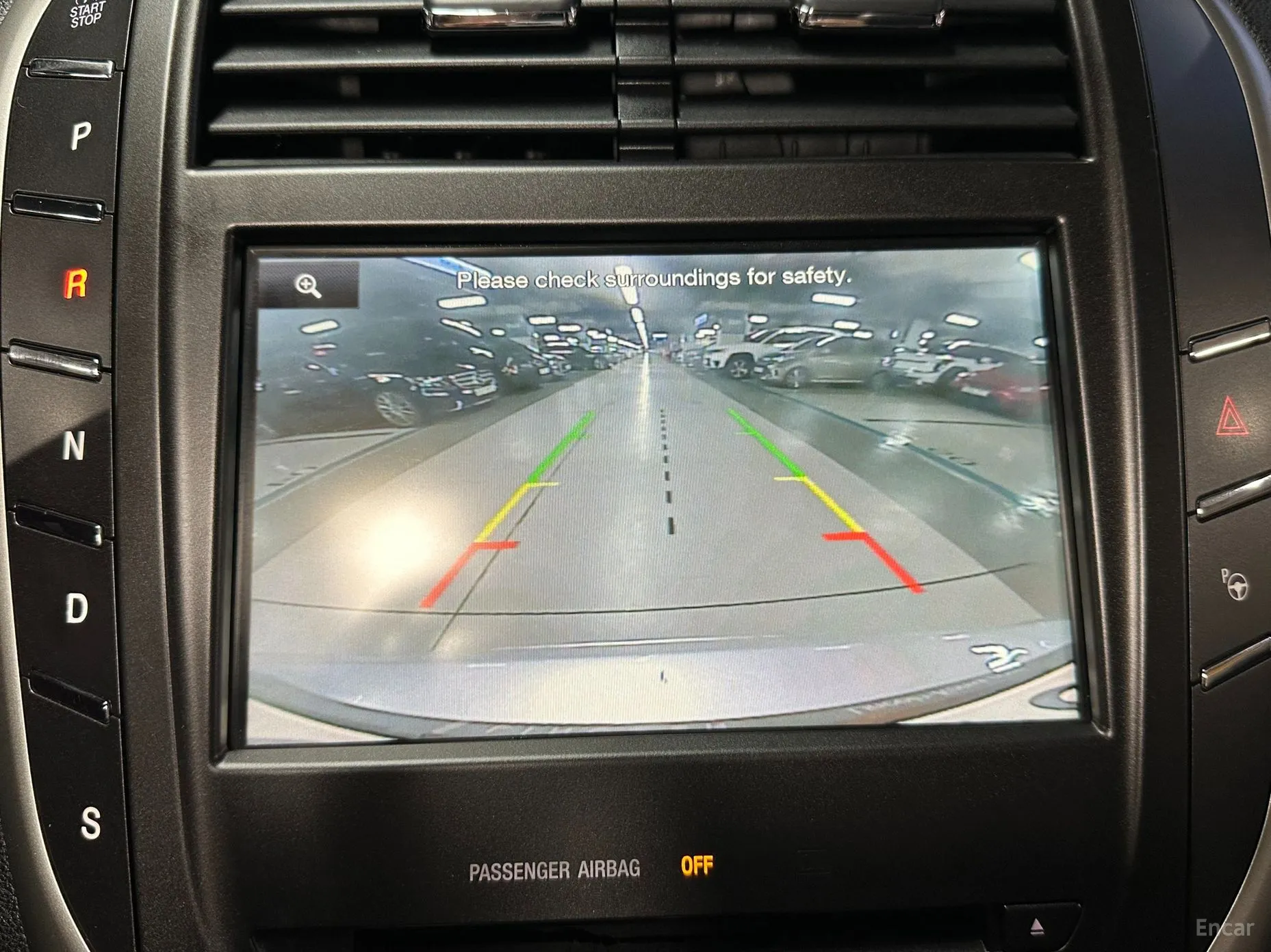 Lincoln MKC превью 12