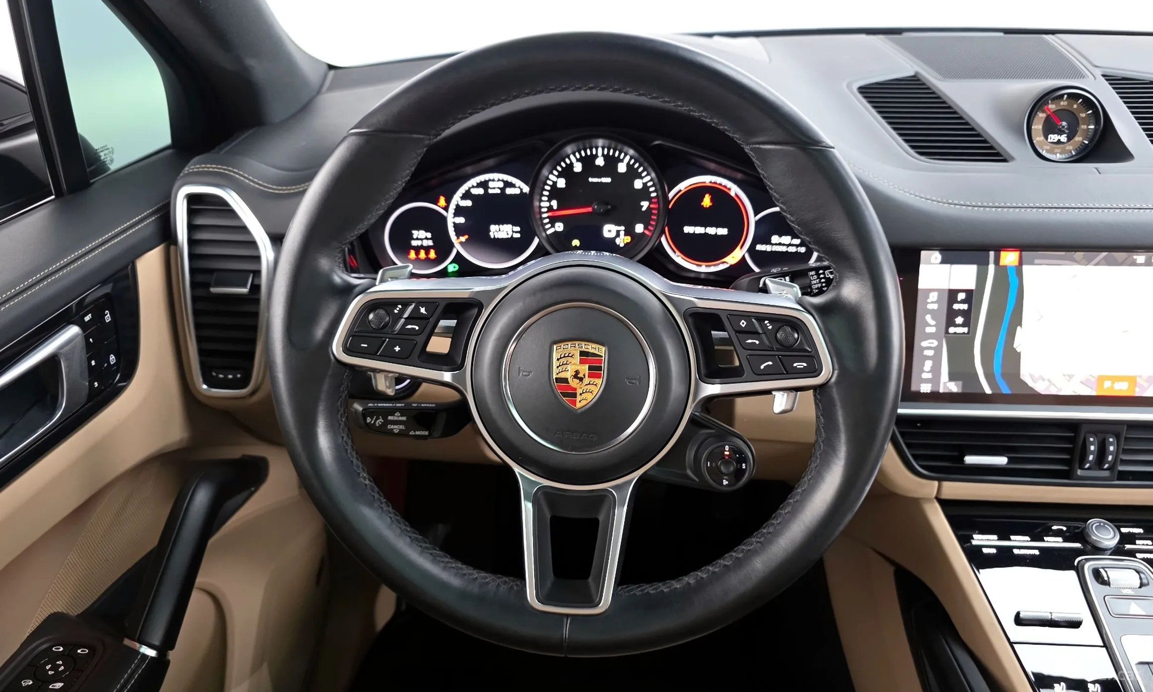 Porsche Cayenne (PO536) превью 14