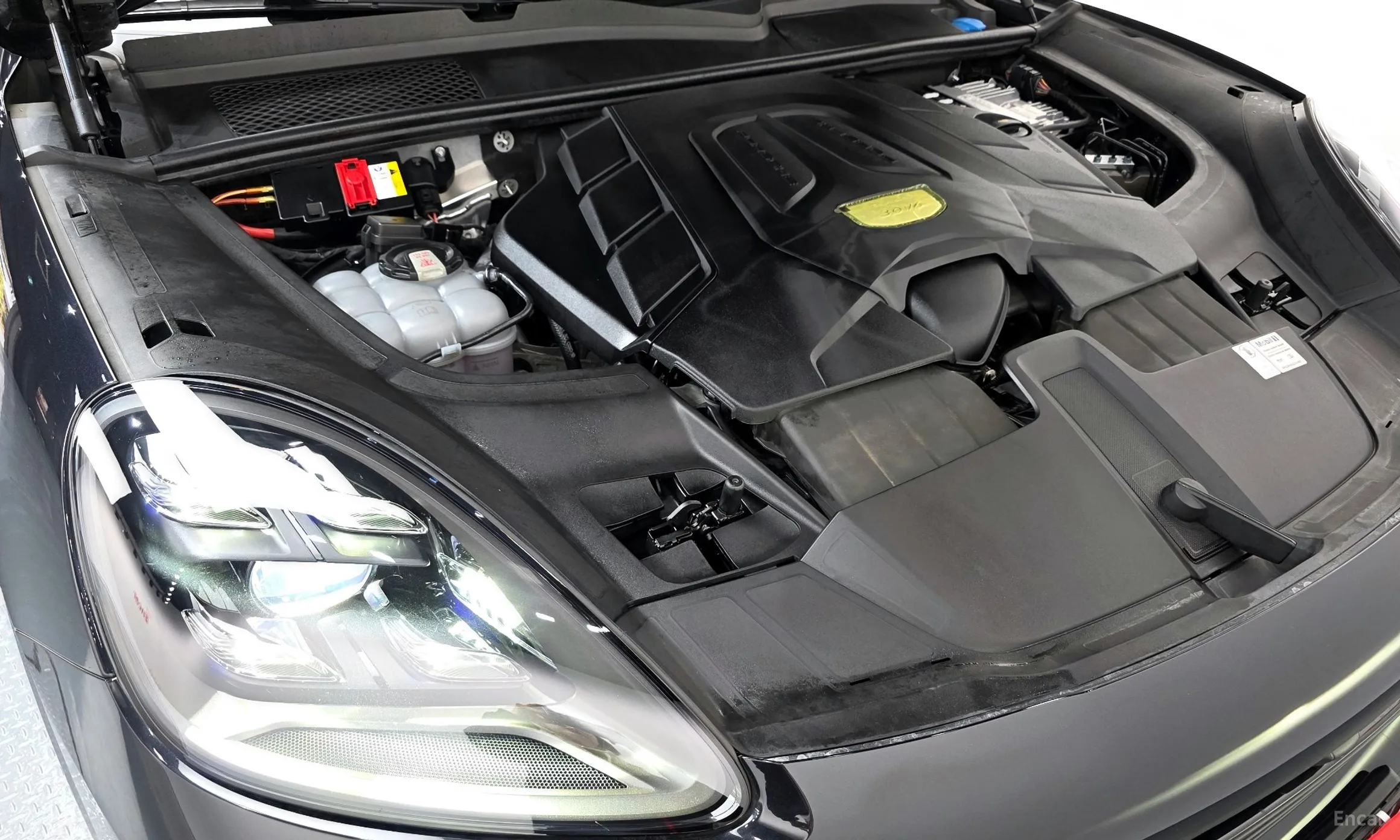 Porsche Cayenne (PO536) превью 6
