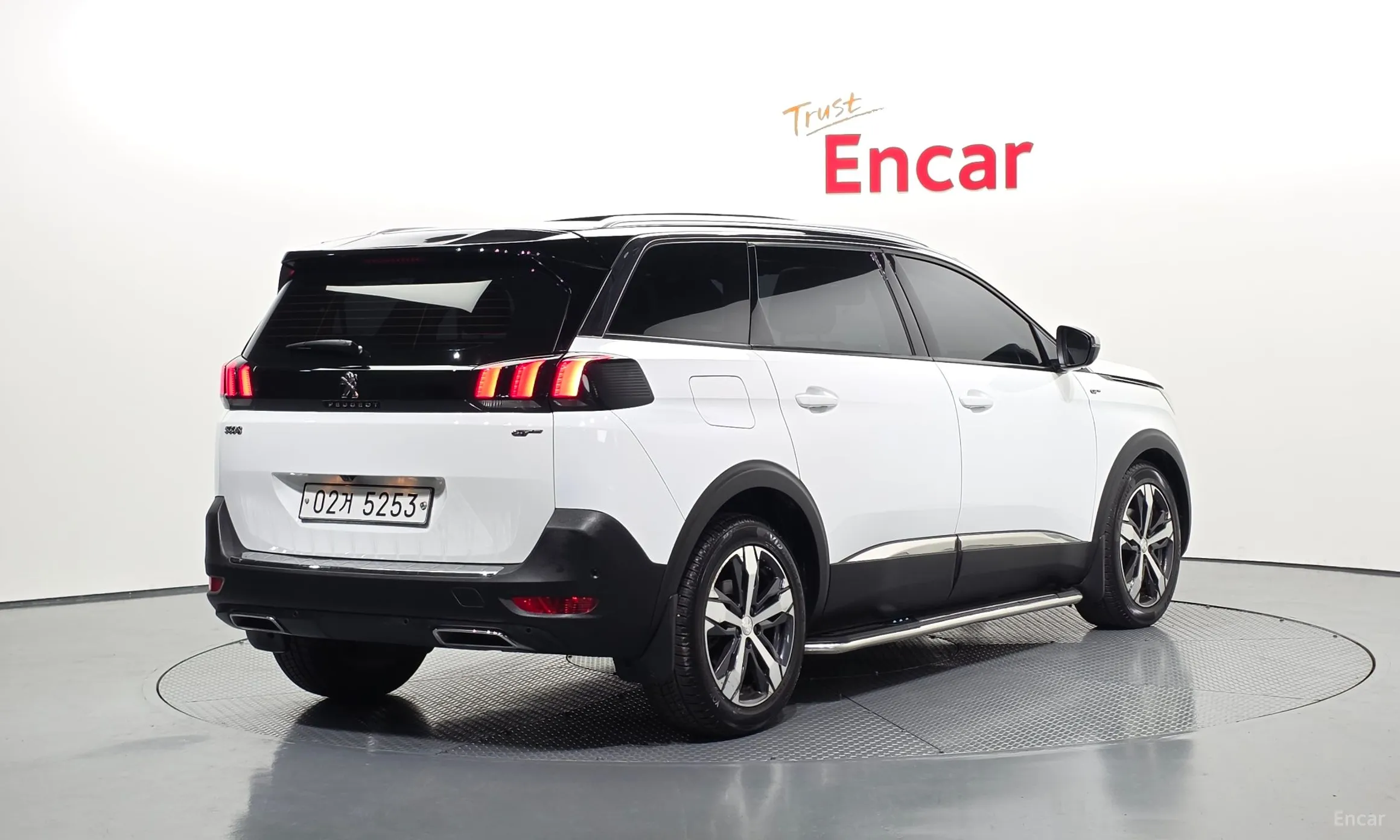 Peugeot 5008 2nd generation превью 2