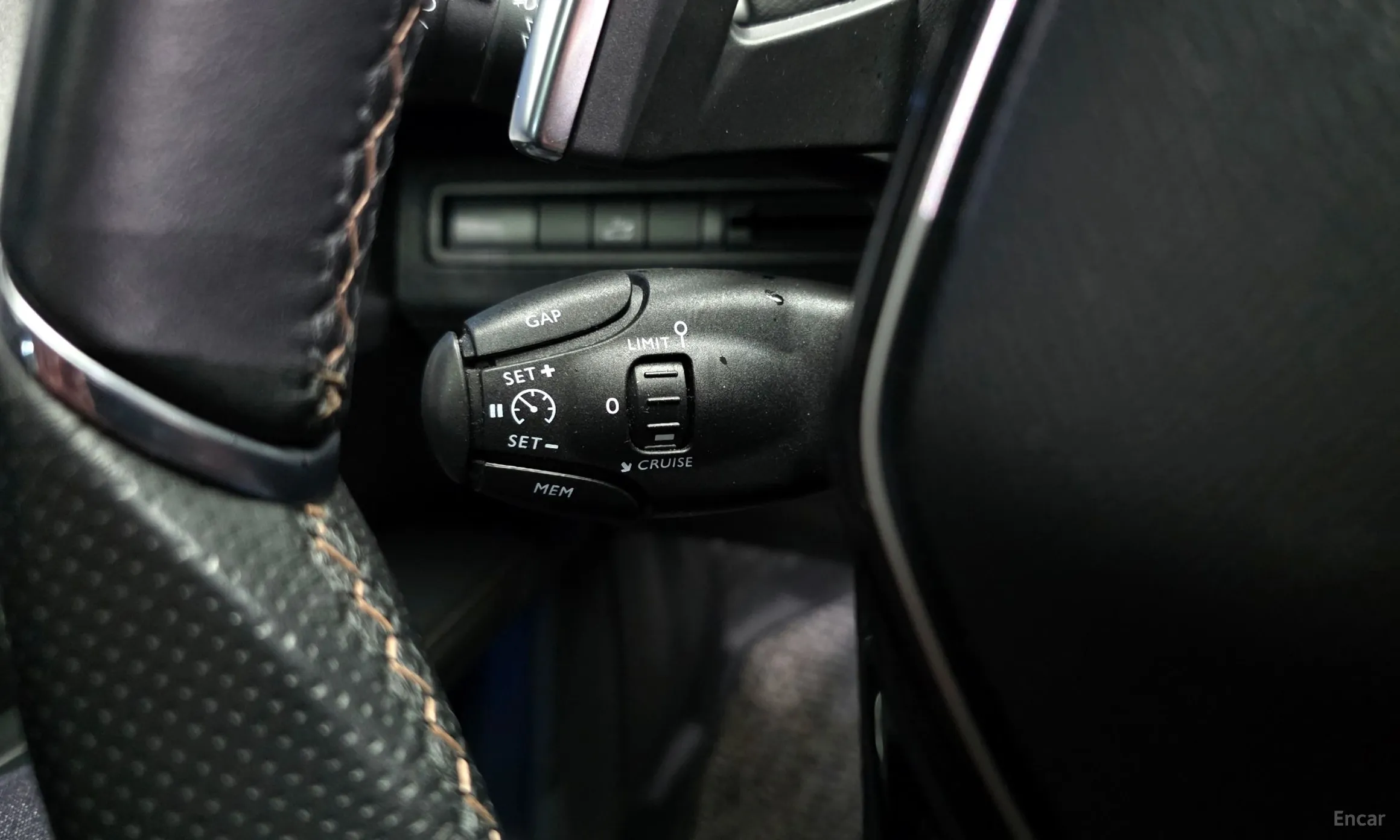 Peugeot 5008 2nd generation превью 17