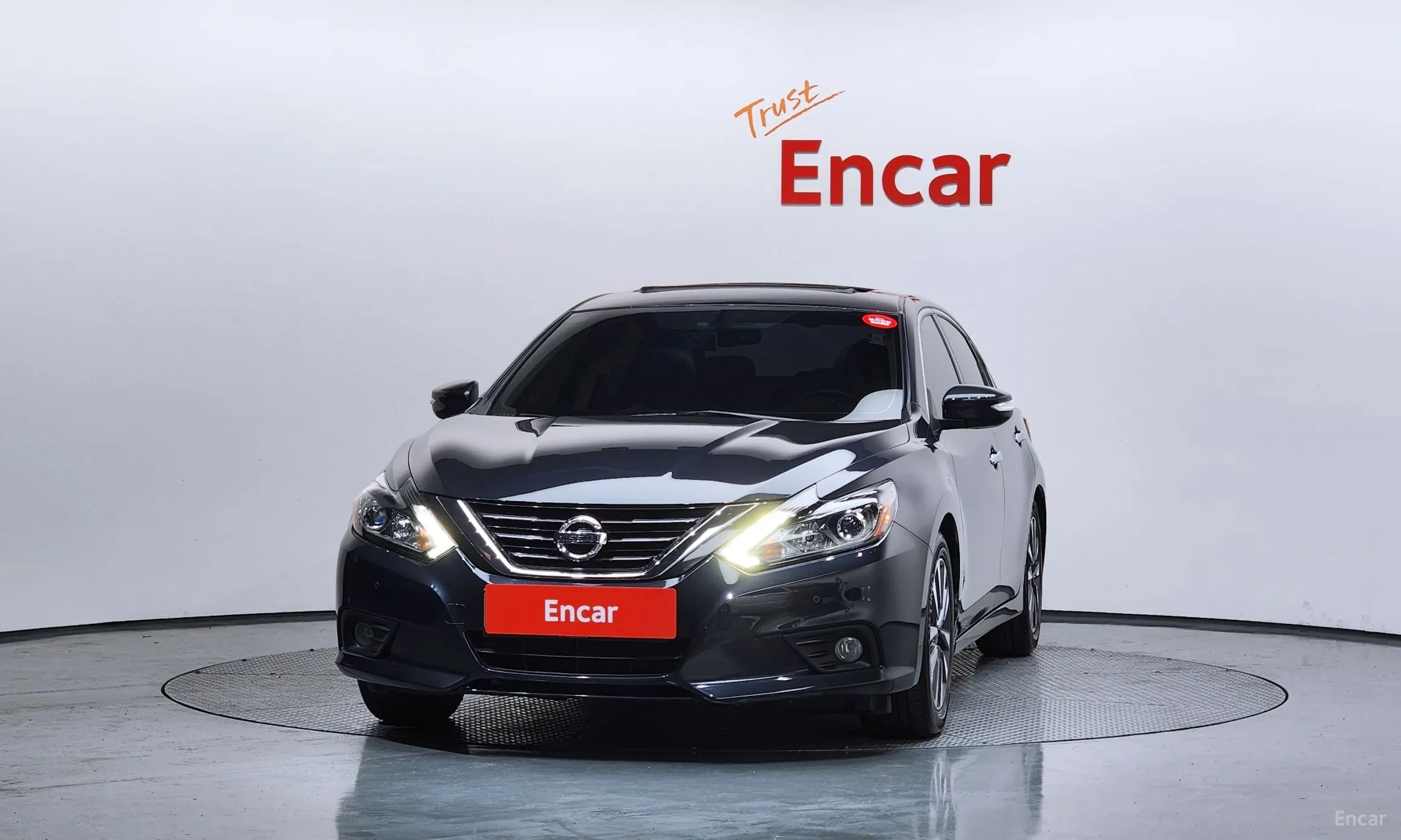 Nissan Altima превью 3