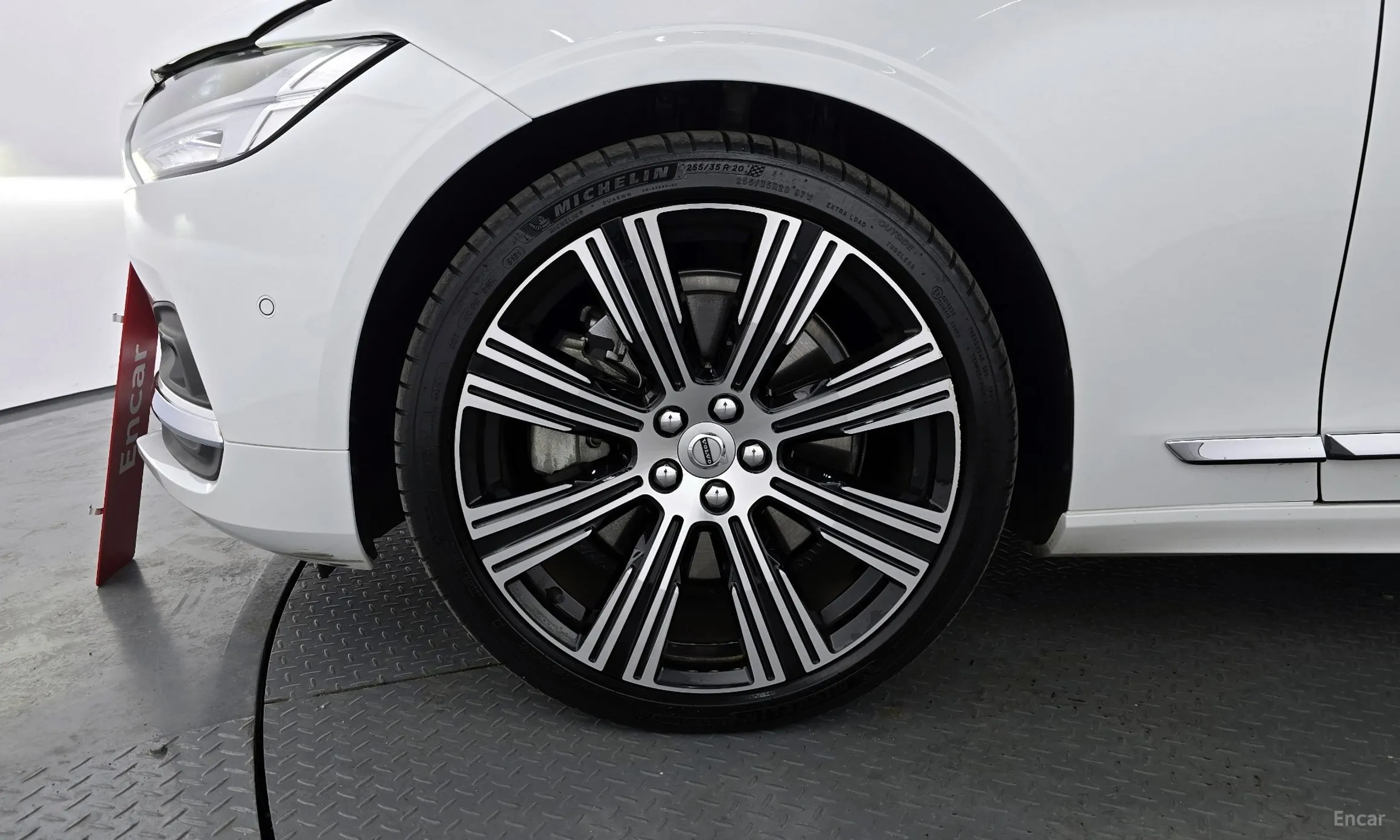 Volvo S90 превью 5