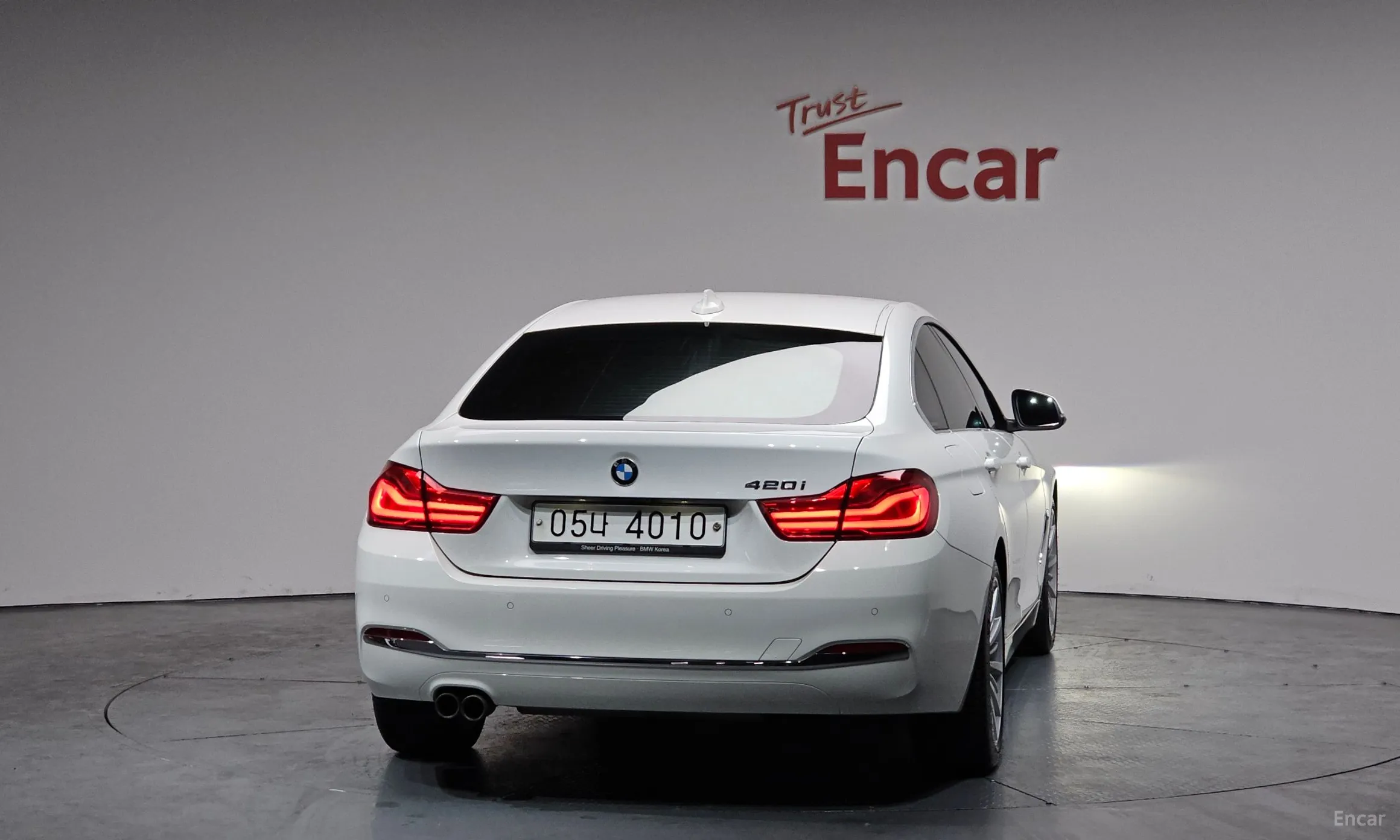 BMW Series 4 (F32) превью 4
