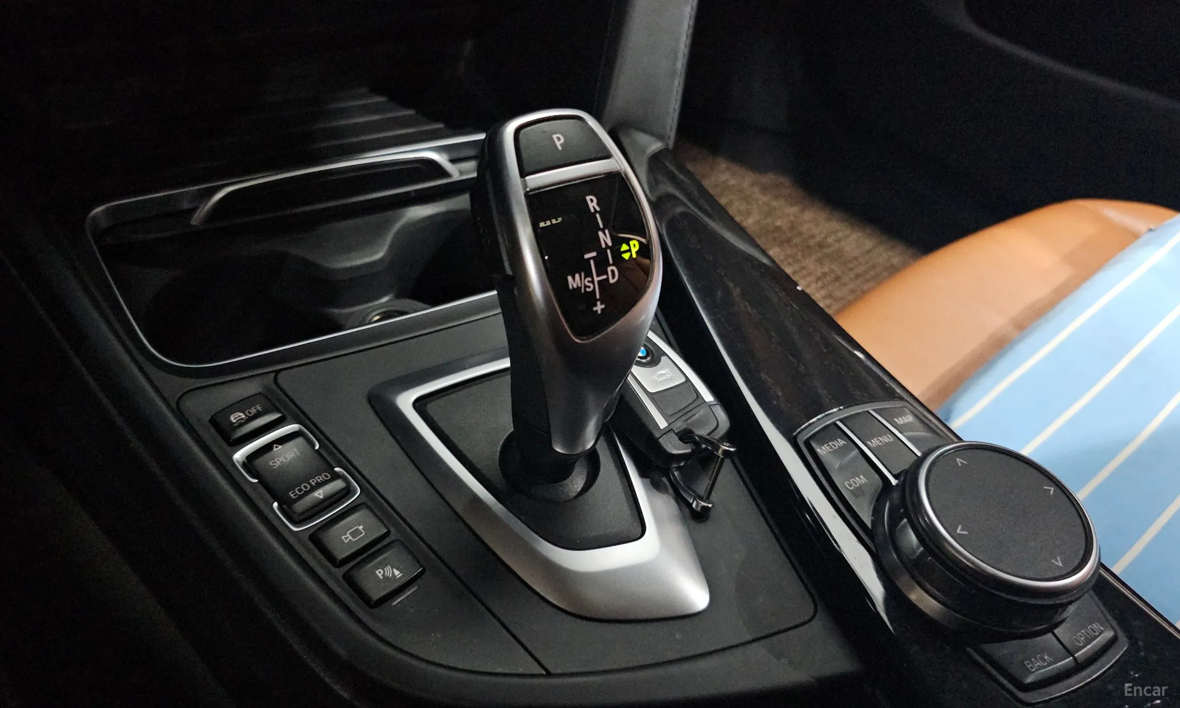 BMW Series 4 (F32) превью 9