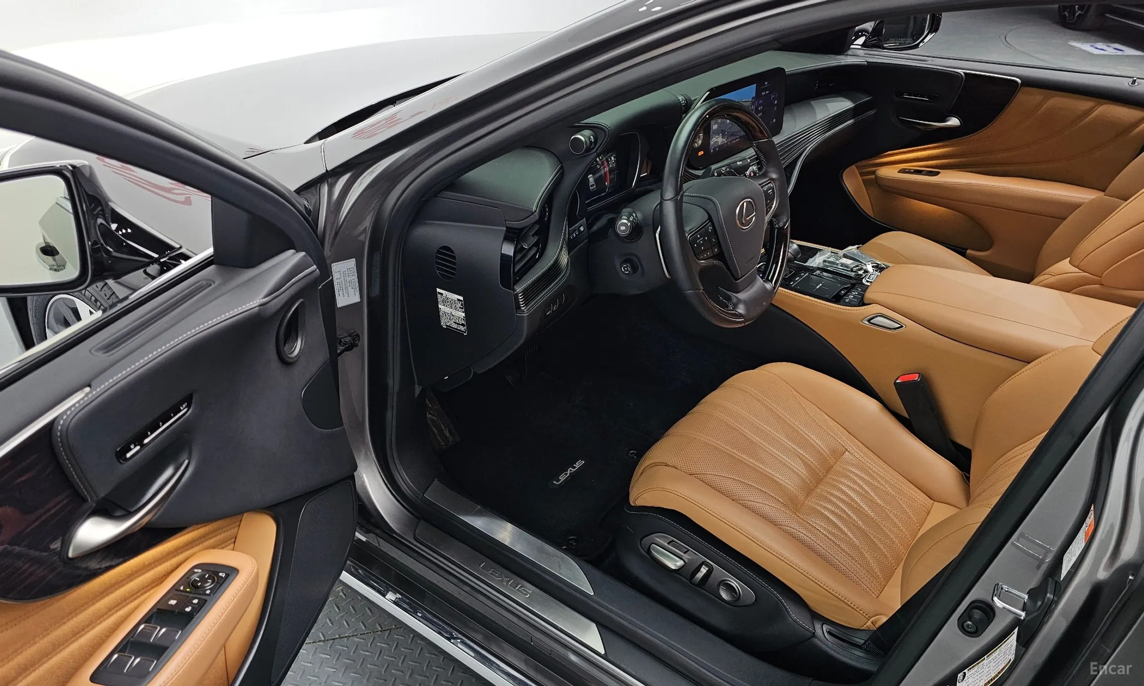 Lexus LS500 5th Generation превью 11