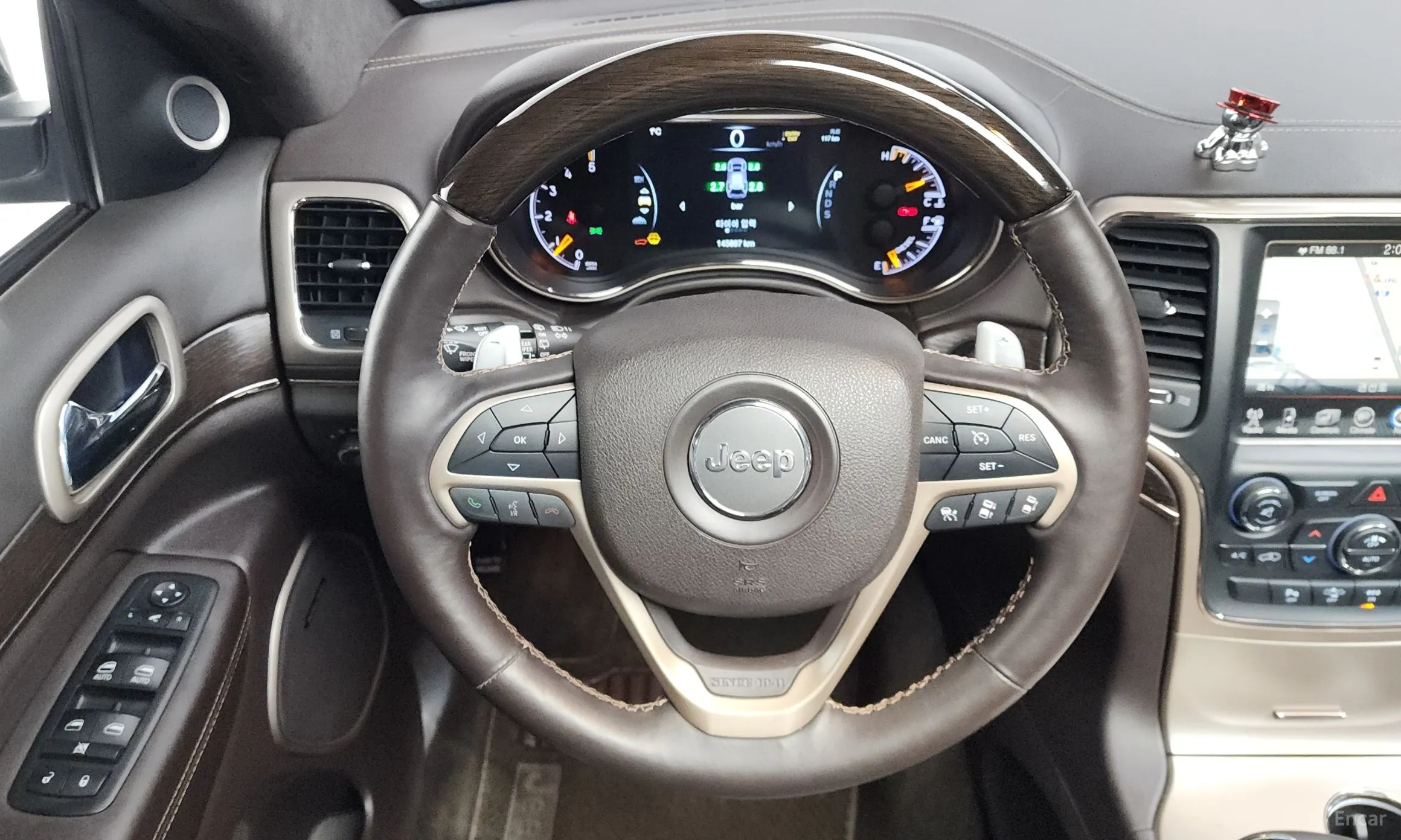Jeep Grand Cherokee превью 13
