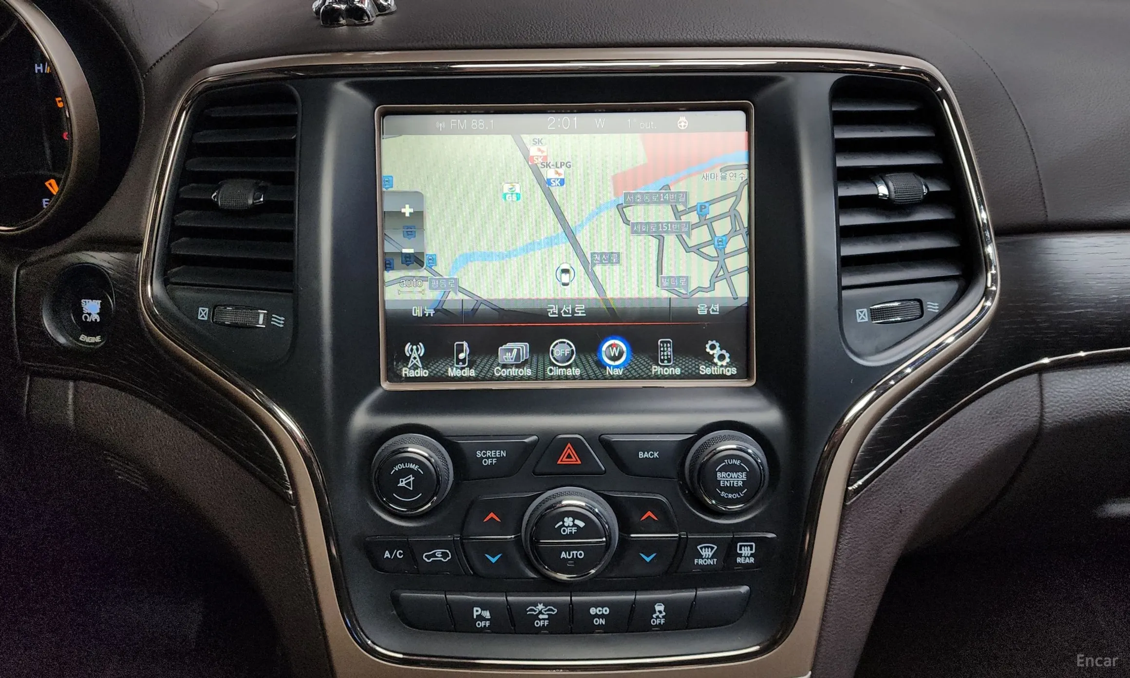 Jeep Grand Cherokee превью 14