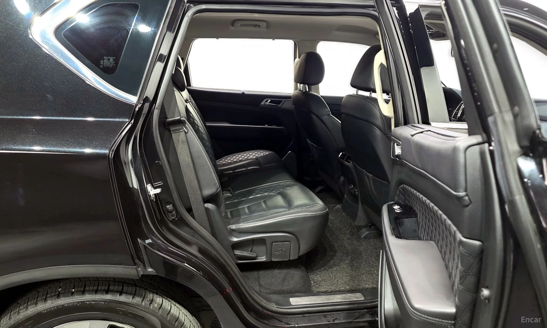 KG Mobility (SsangYong) Rexton превью 12