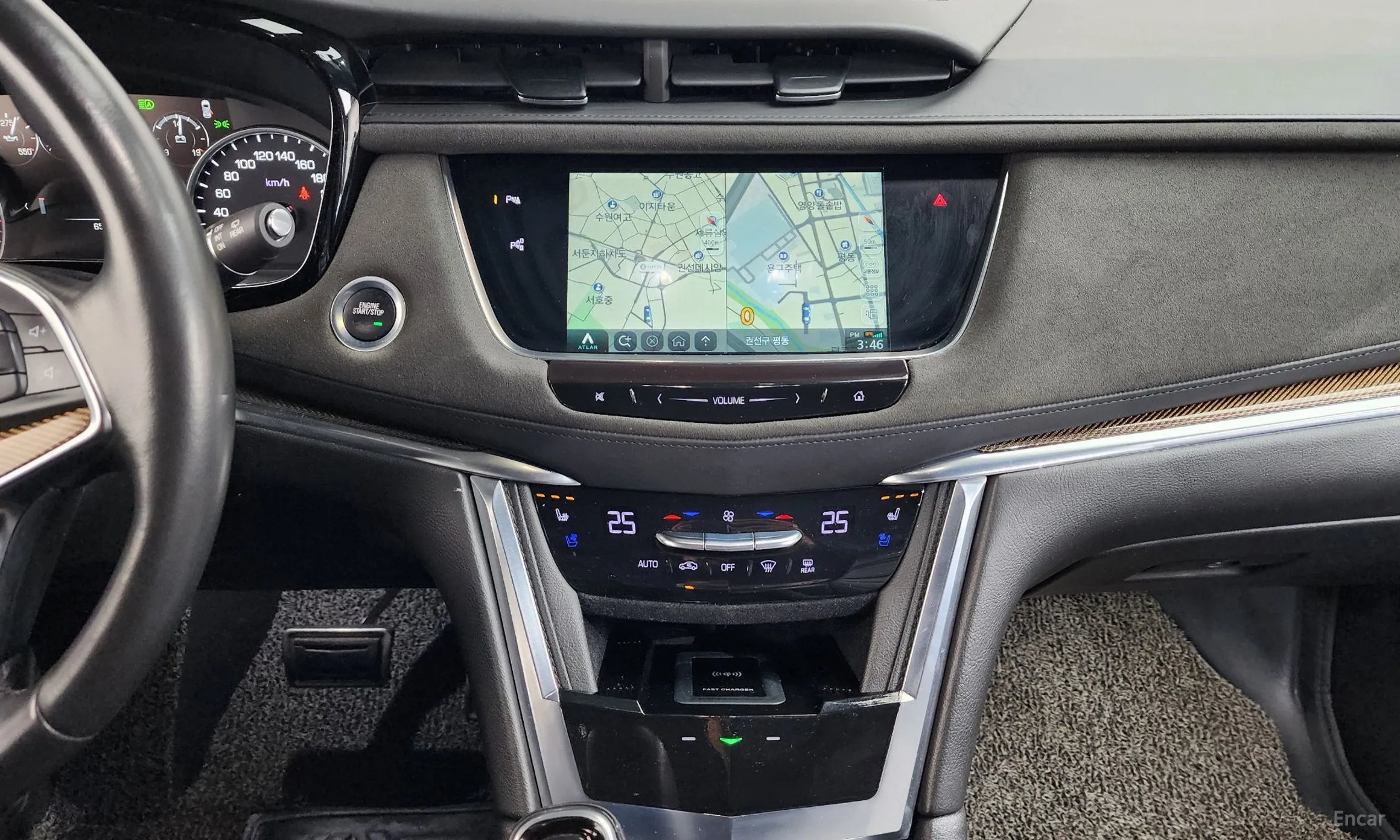 Cadillac XT5 превью 14