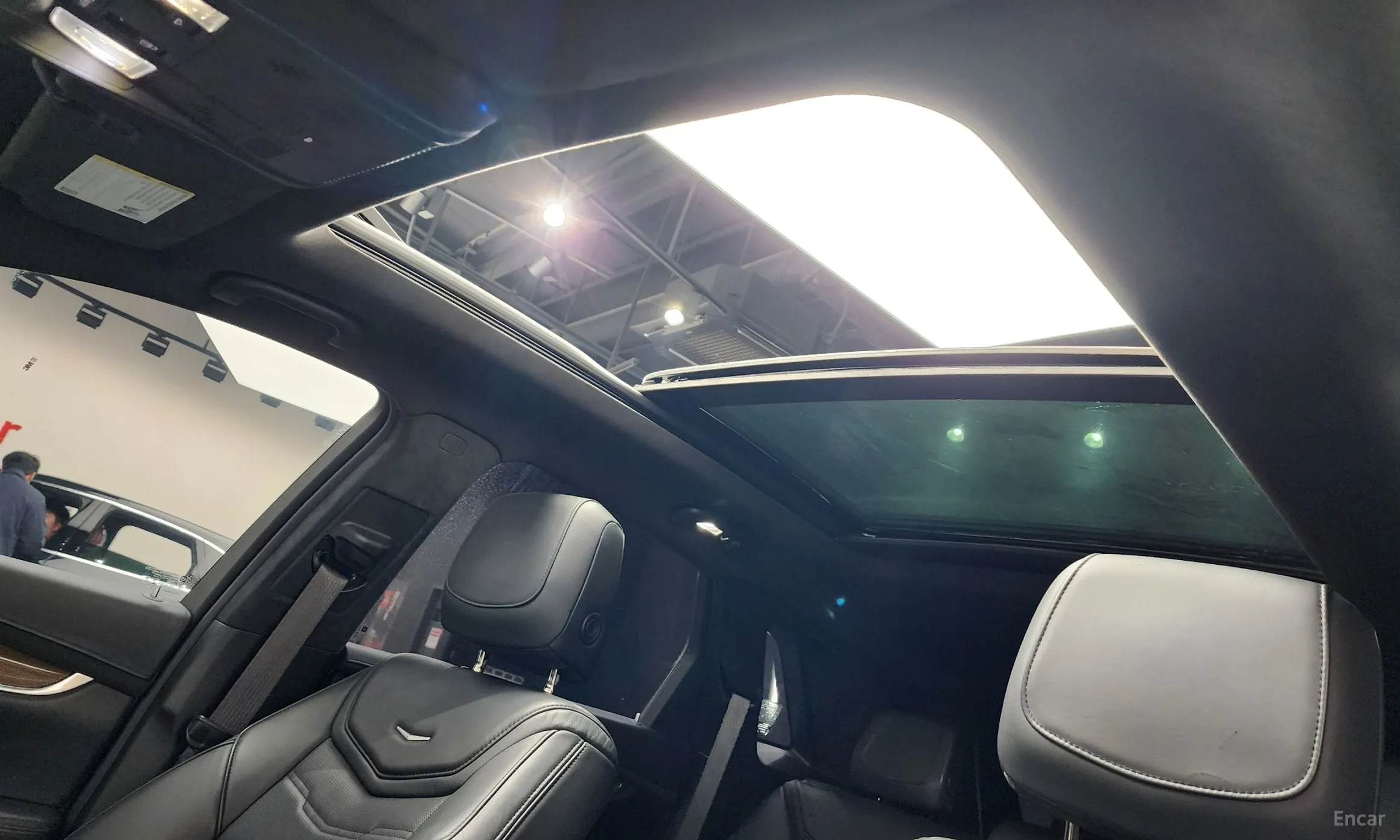 Cadillac XT5 превью 18