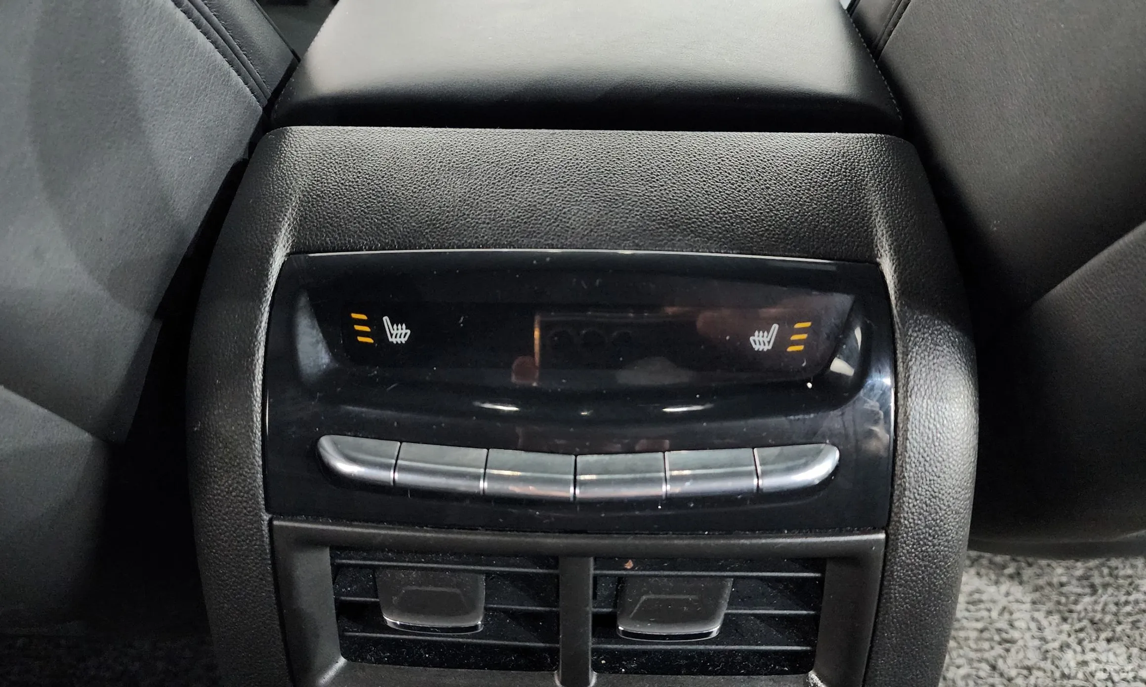 Cadillac XT5 превью 19