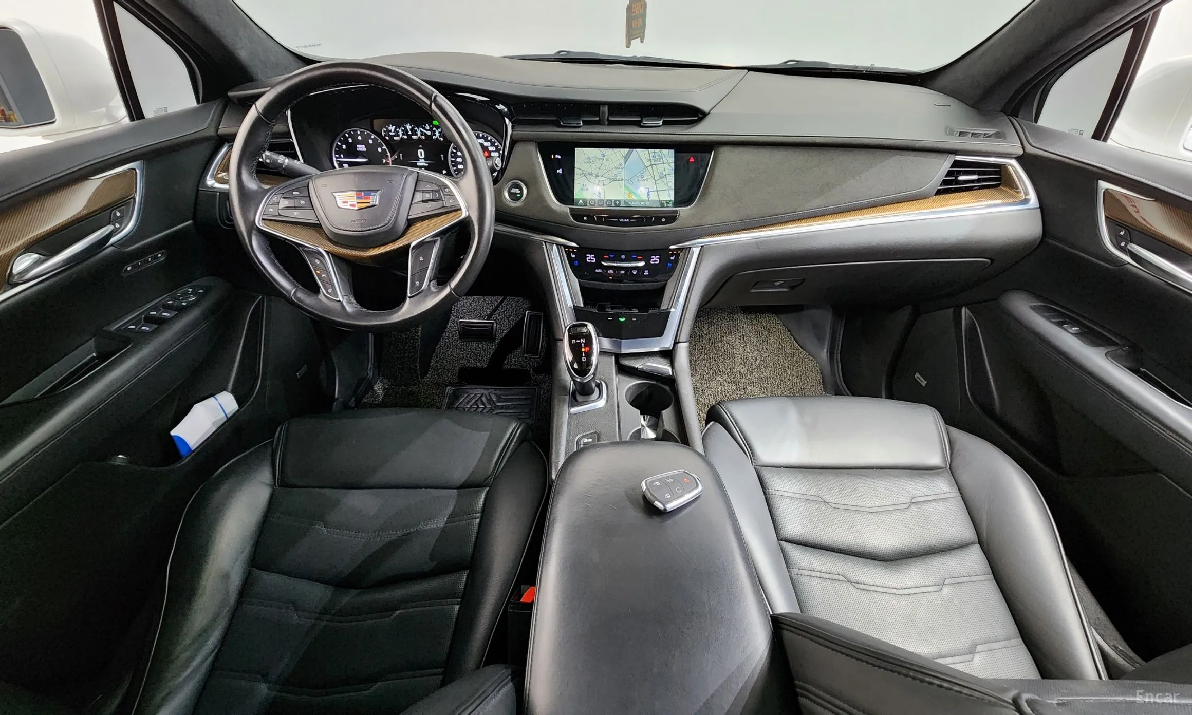 Cadillac XT5 превью 7