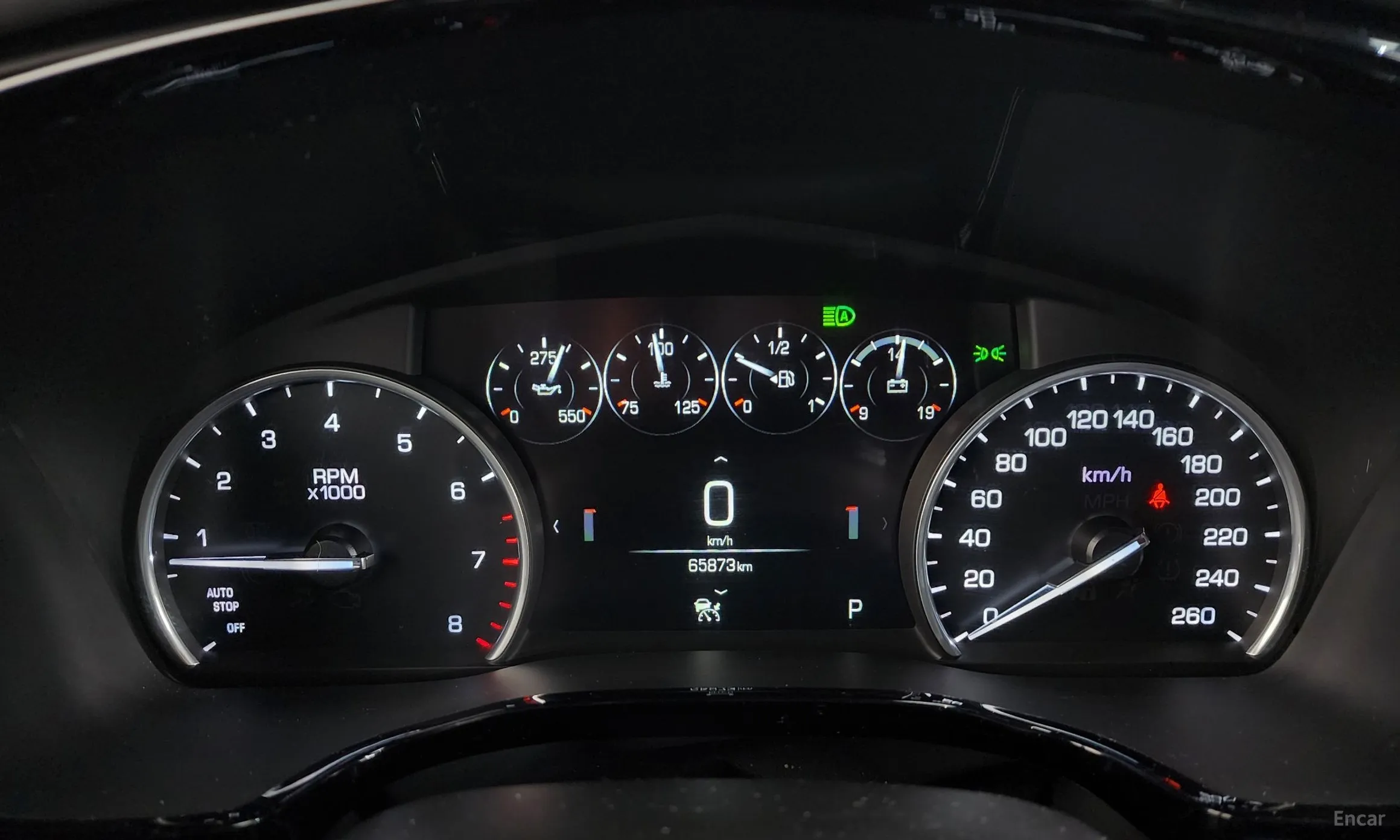 Cadillac XT5 превью 8