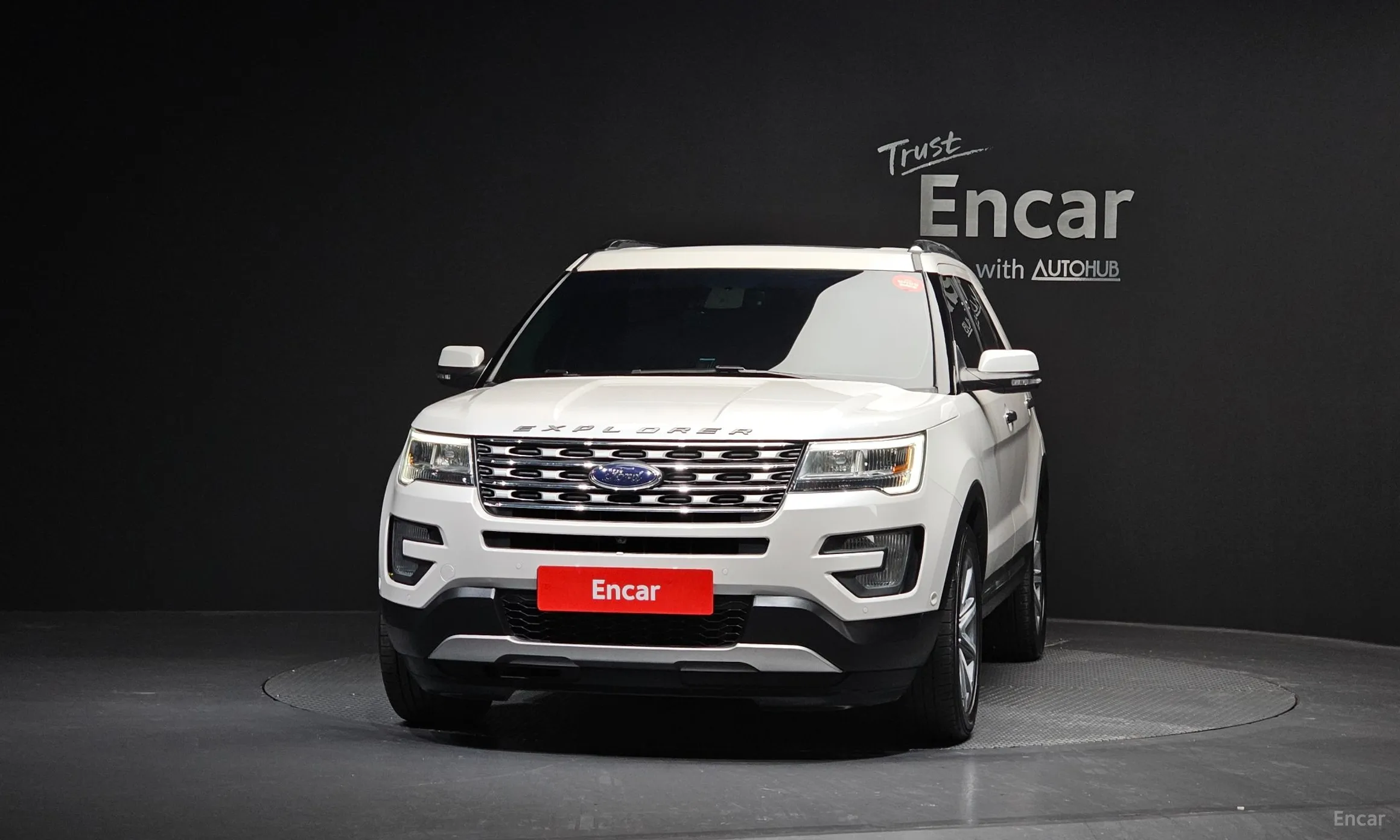 Ford Explorer превью 3