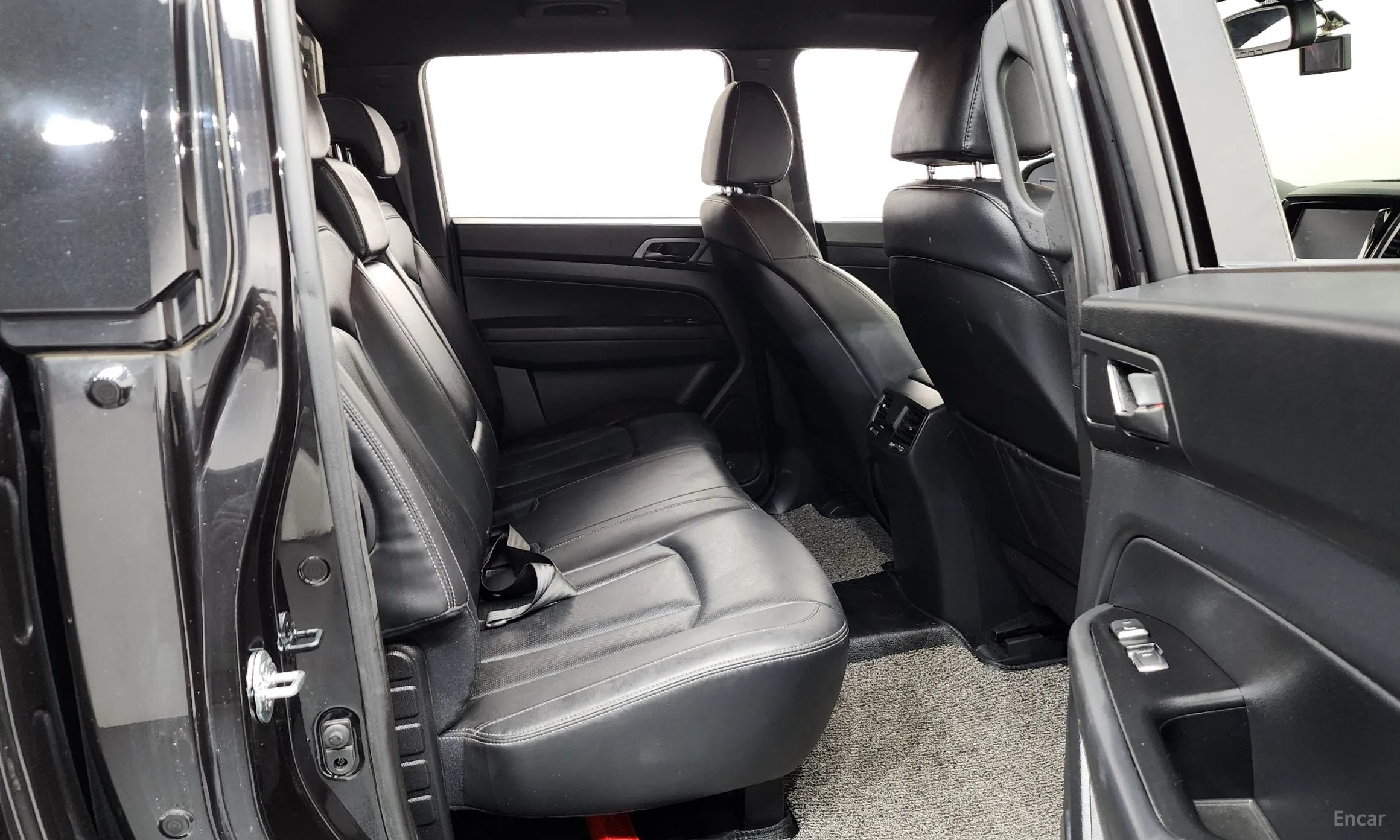 KG Mobility (SsangYong) Rexton Sports Khan превью 12