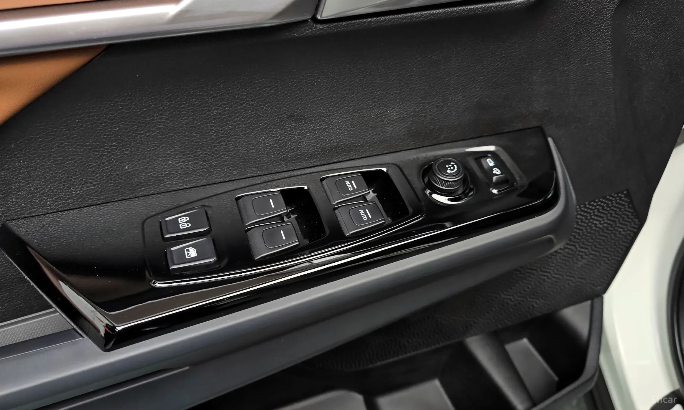 KG Mobility (SsangYong) The New Torres превью 17