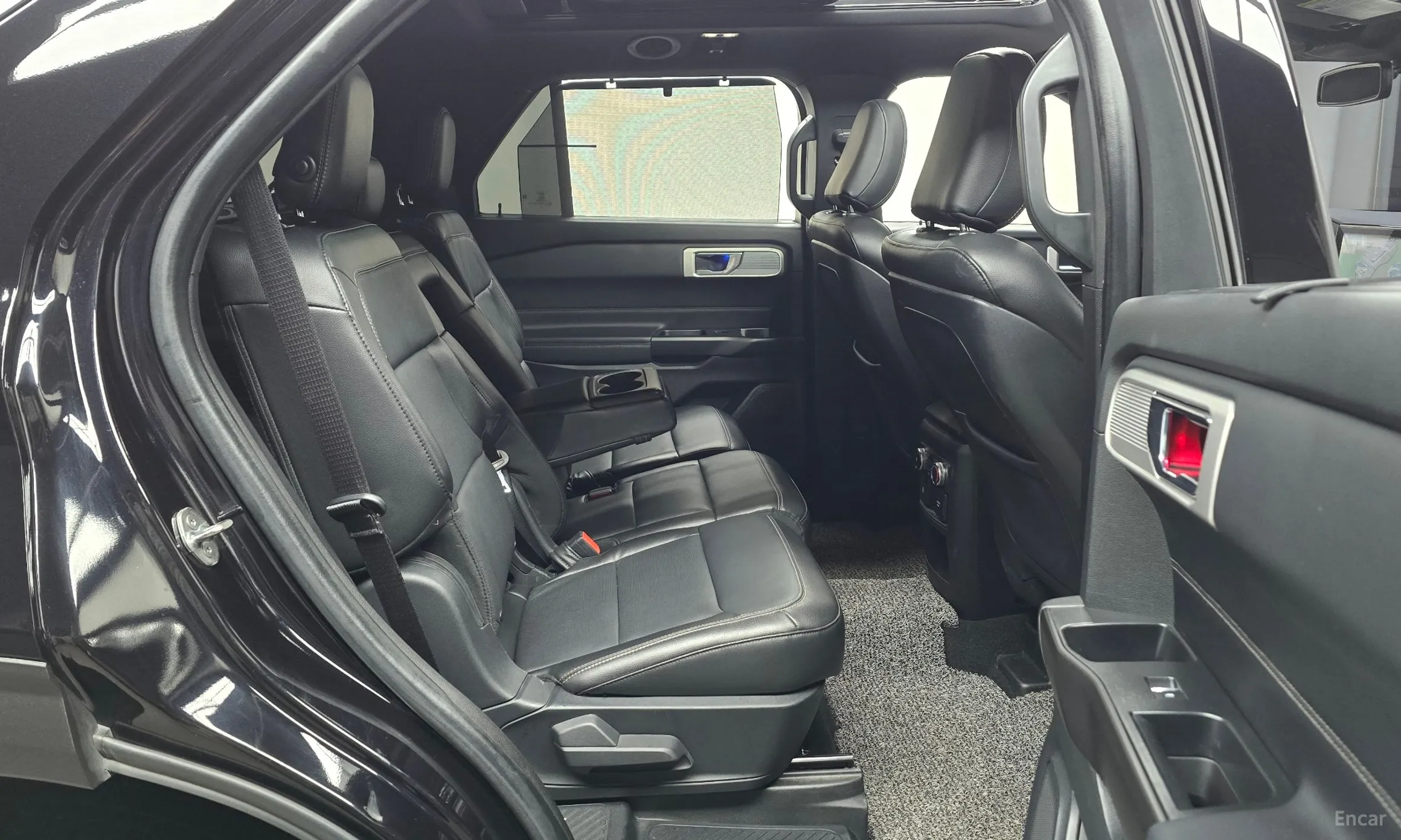 Ford Explorer 6th Generation превью 12