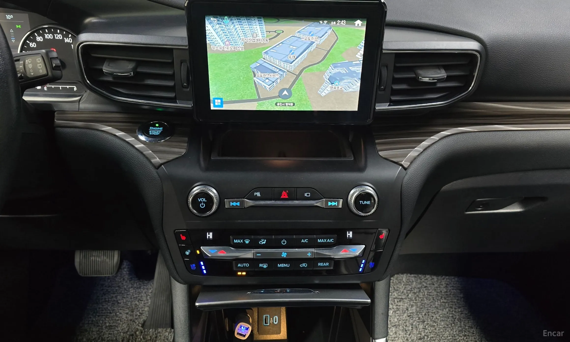 Ford Explorer 6th Generation превью 14