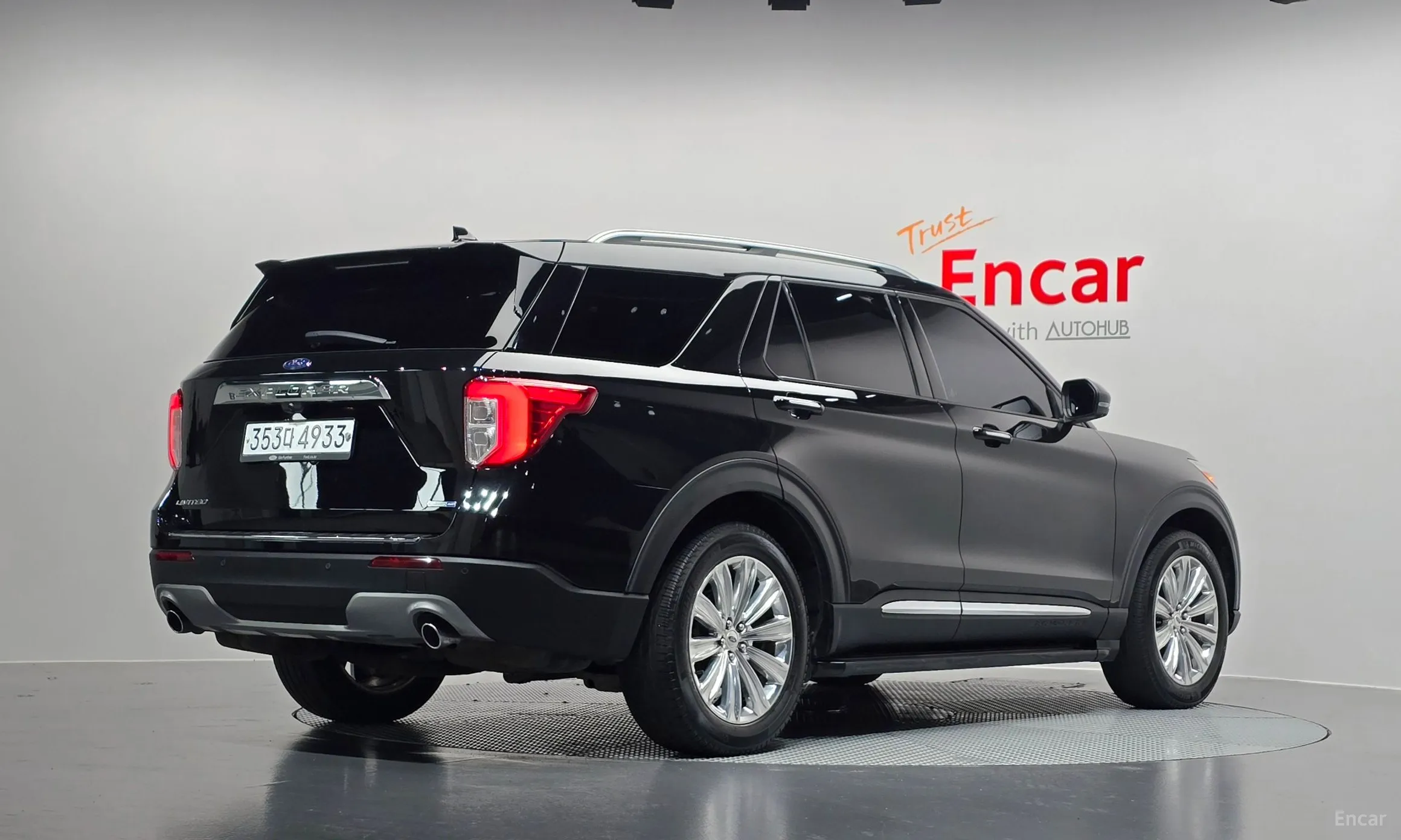 Ford Explorer 6th Generation превью 2