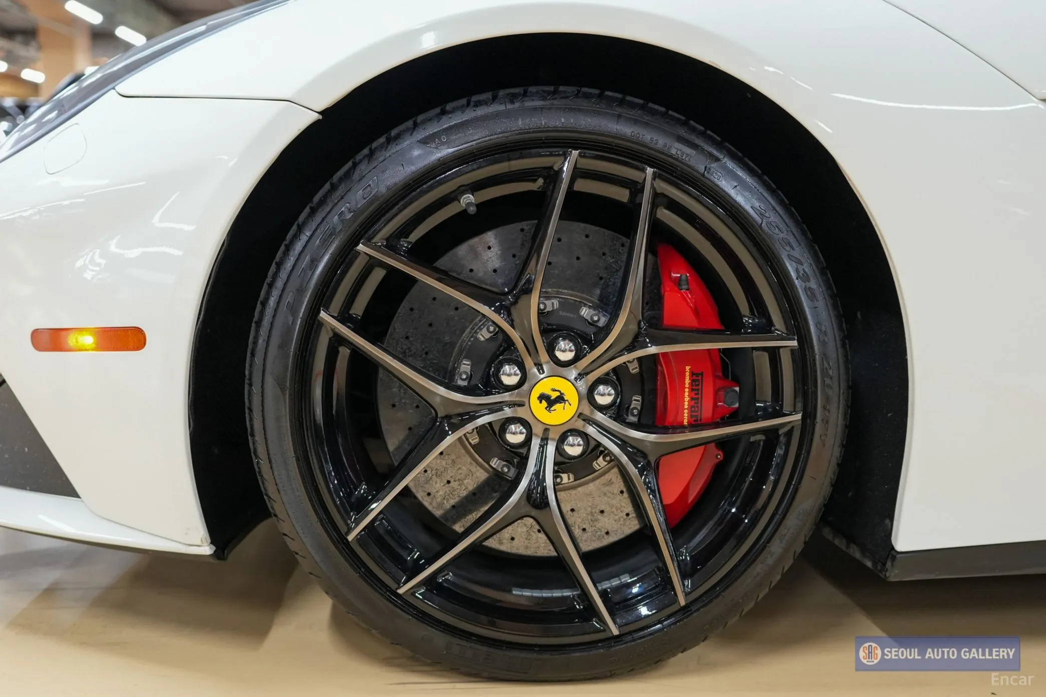 Ferrari F12 Berlinetta превью 19