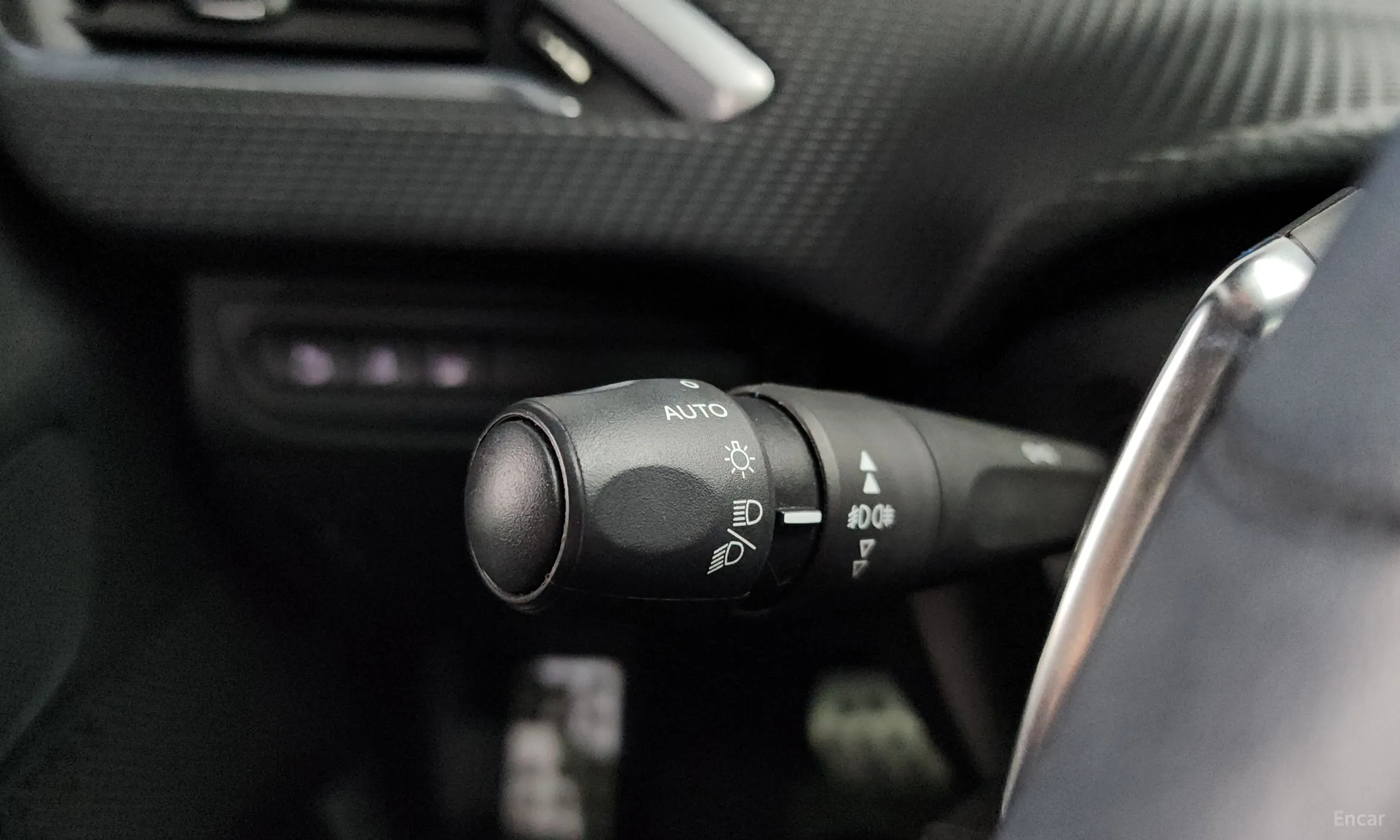 Peugeot 2008. превью 14