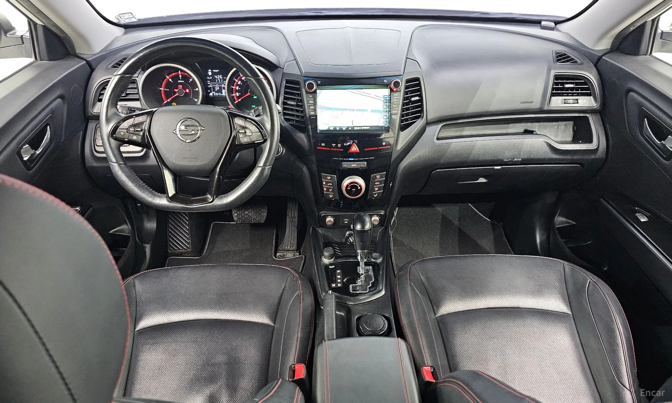 KG Mobility (SsangYong) Tivoli Air превью 7