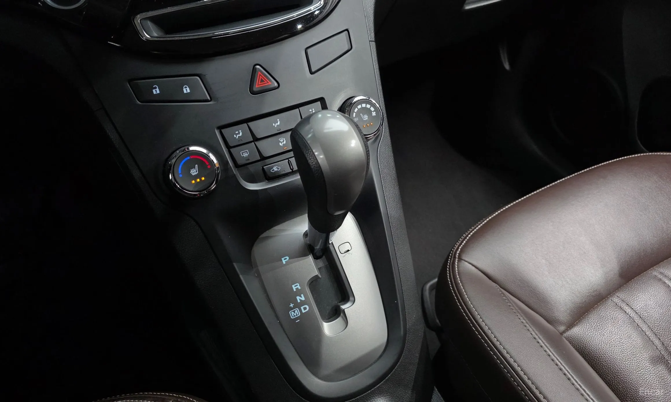 Chevrolet (GM Daewoo) Orlando превью 9