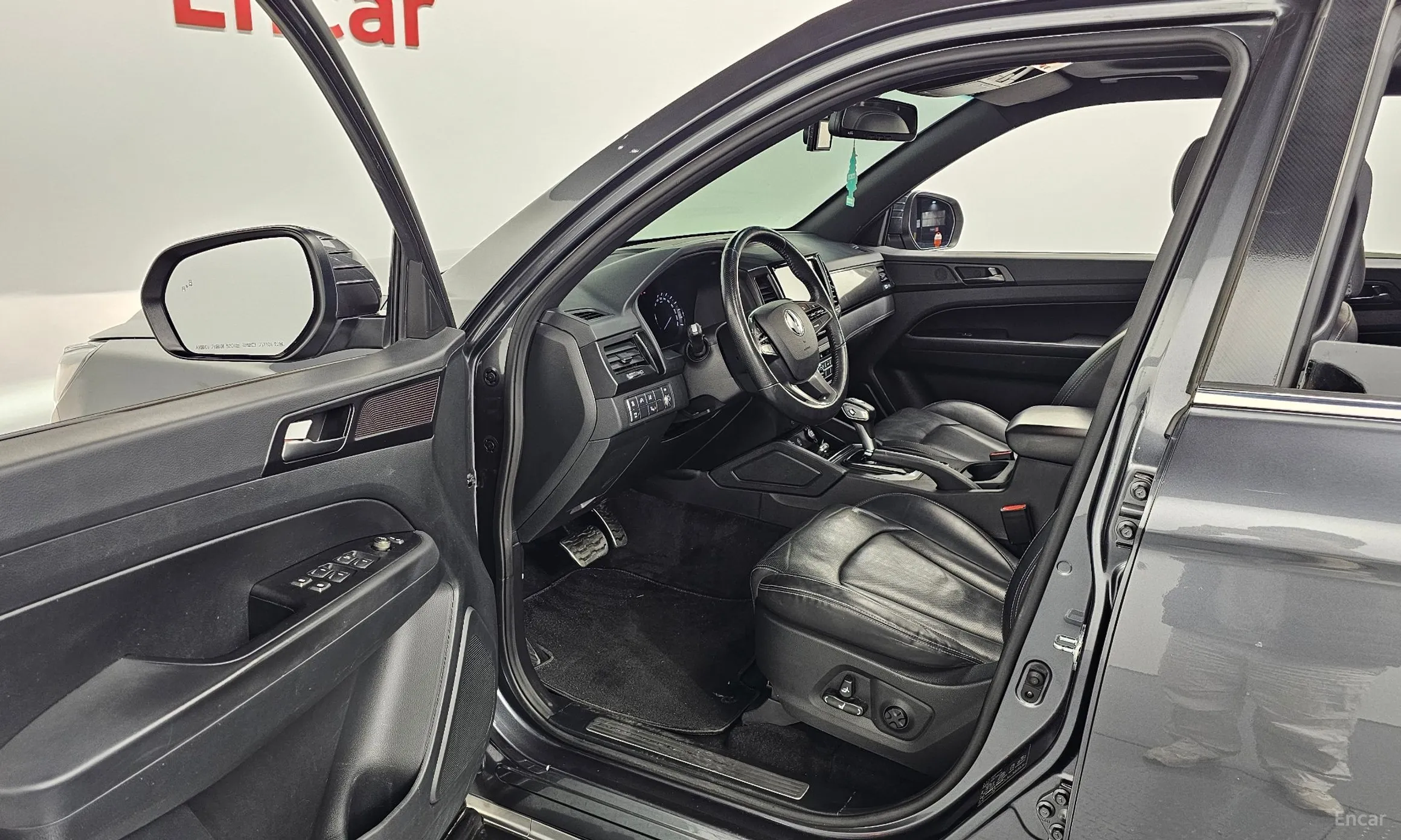 KG Mobility (SsangYong) Rexton Sports Khan превью 11