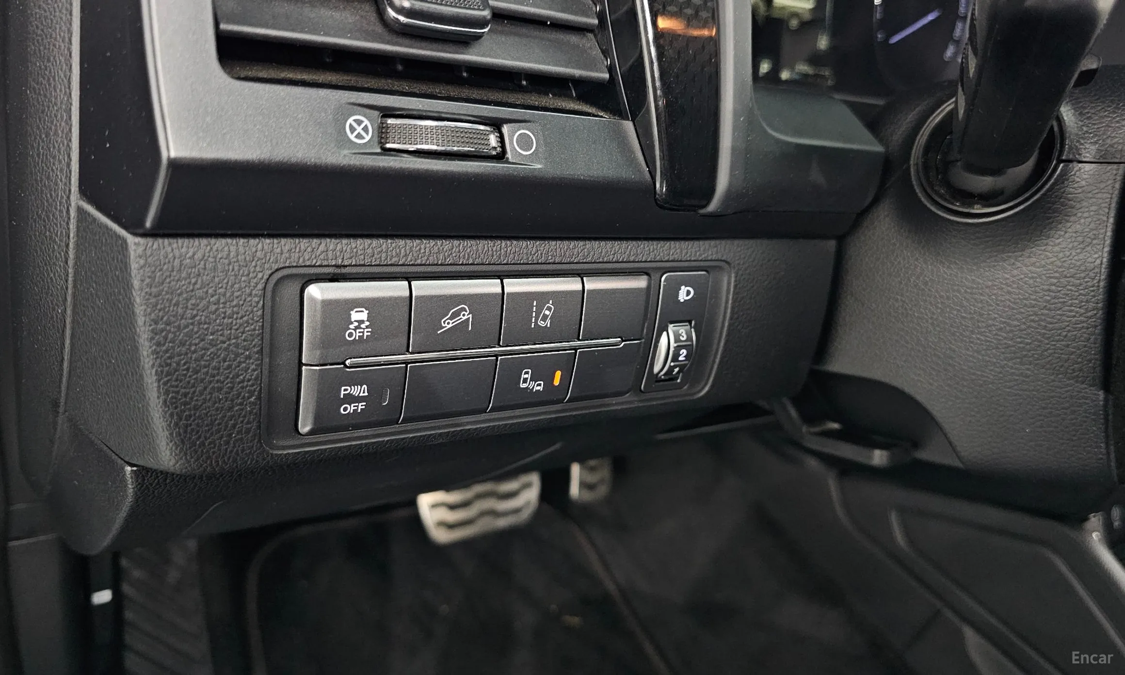 KG Mobility (SsangYong) Rexton Sports Khan превью 17