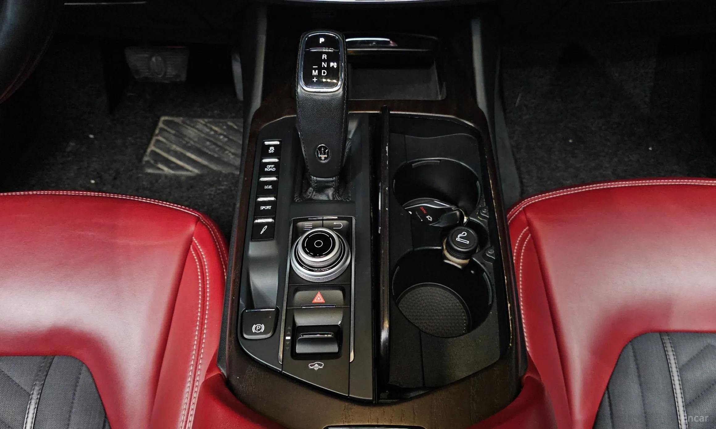 Maserati Levante превью 9