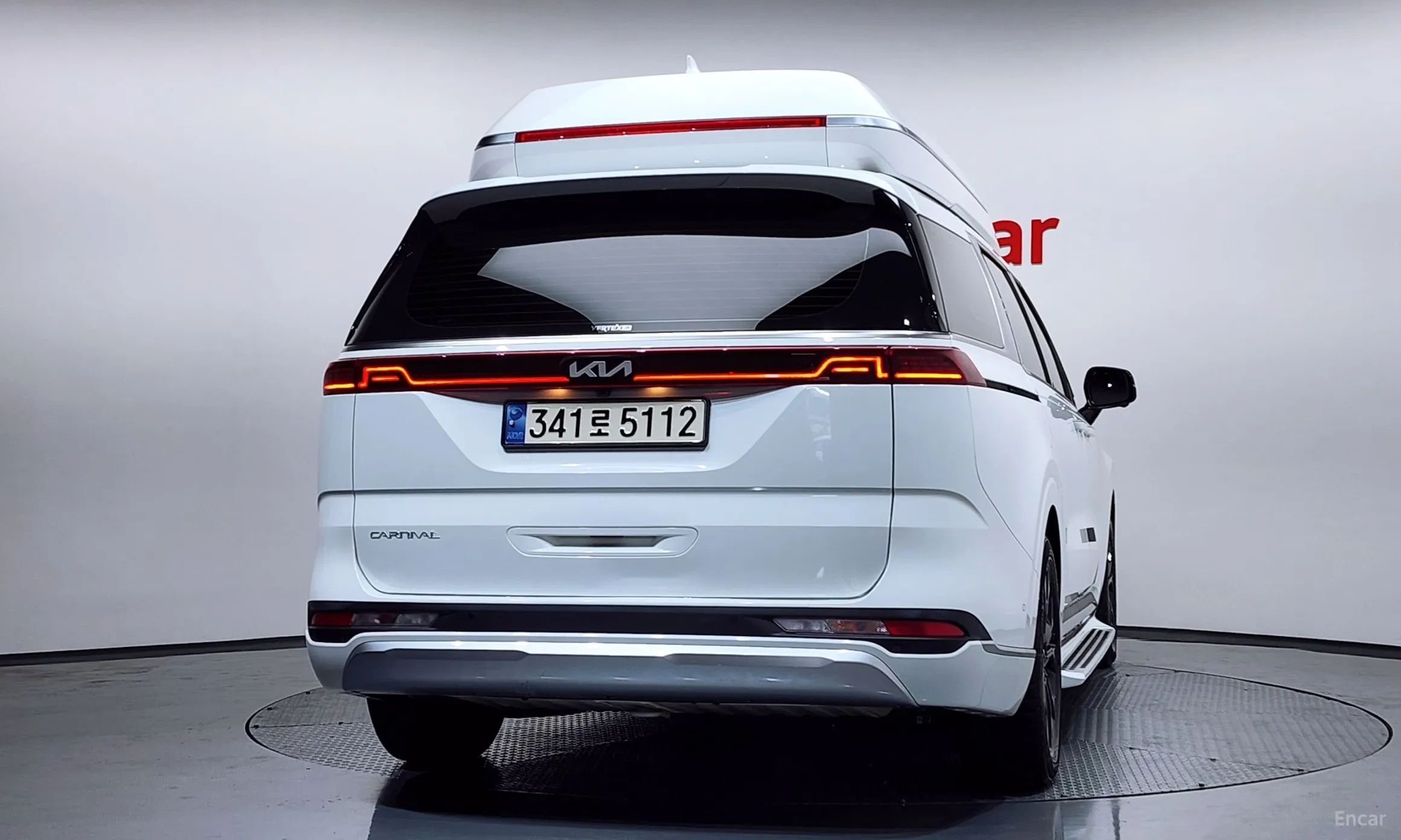 Kia Carnival Gen 4 превью 4