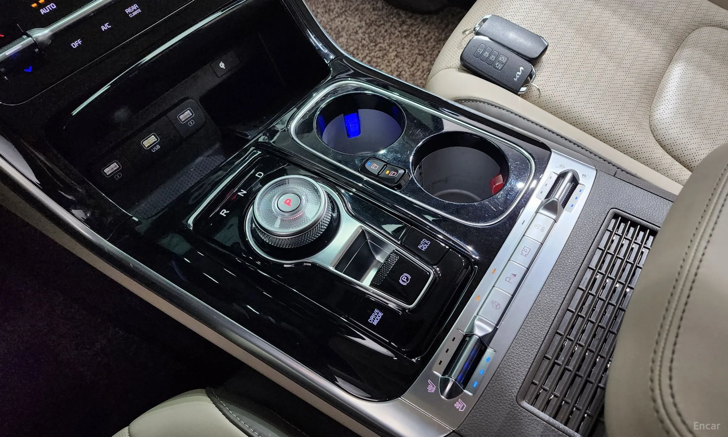 Kia Carnival Gen 4 превью 9
