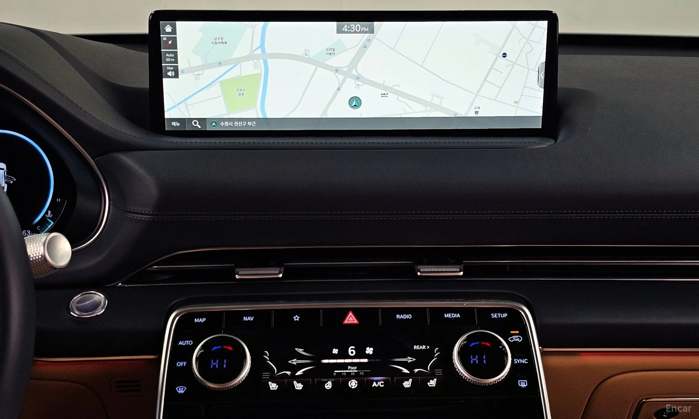 Genesis GV80 превью 14