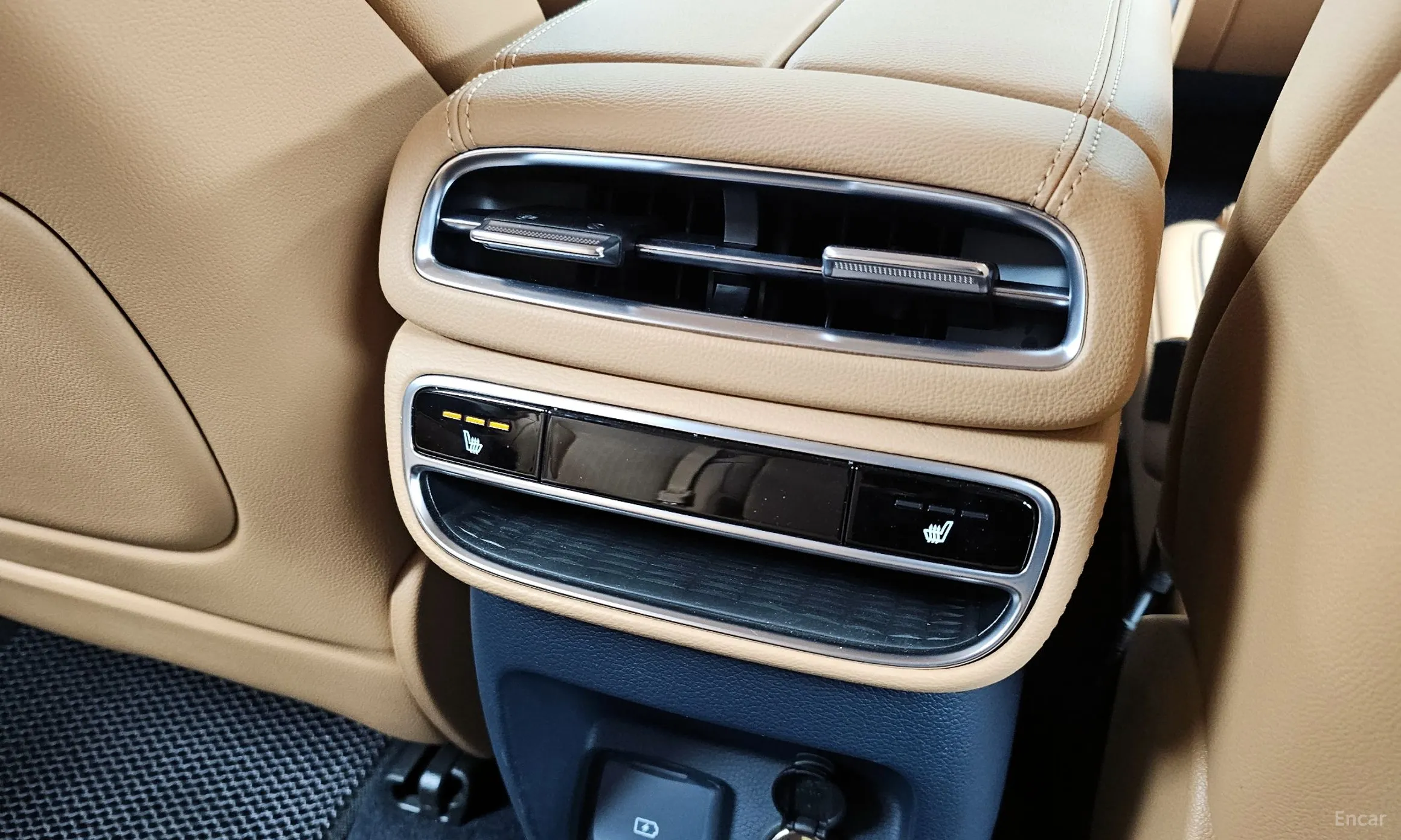 Genesis GV80 превью 19