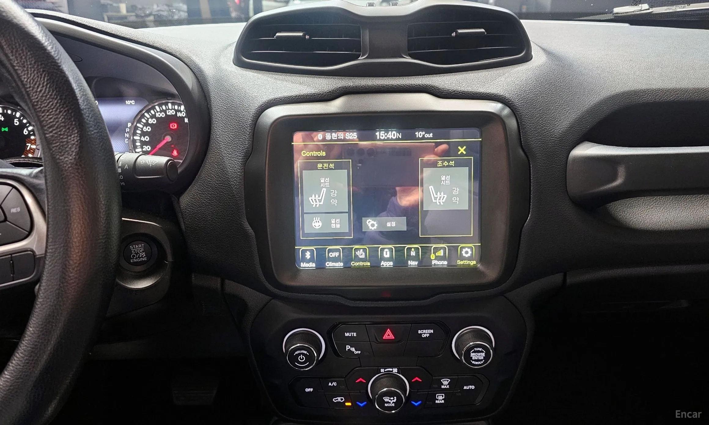 Jeep Renegade превью 16