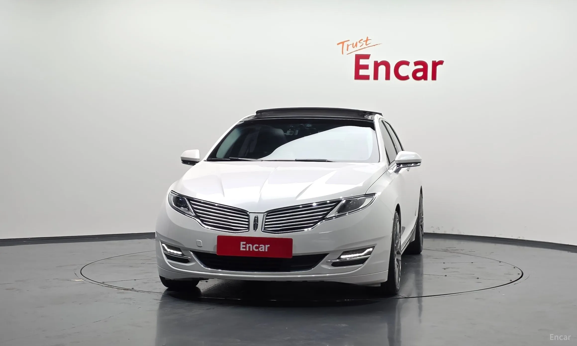 Lincoln New MKZ превью 3