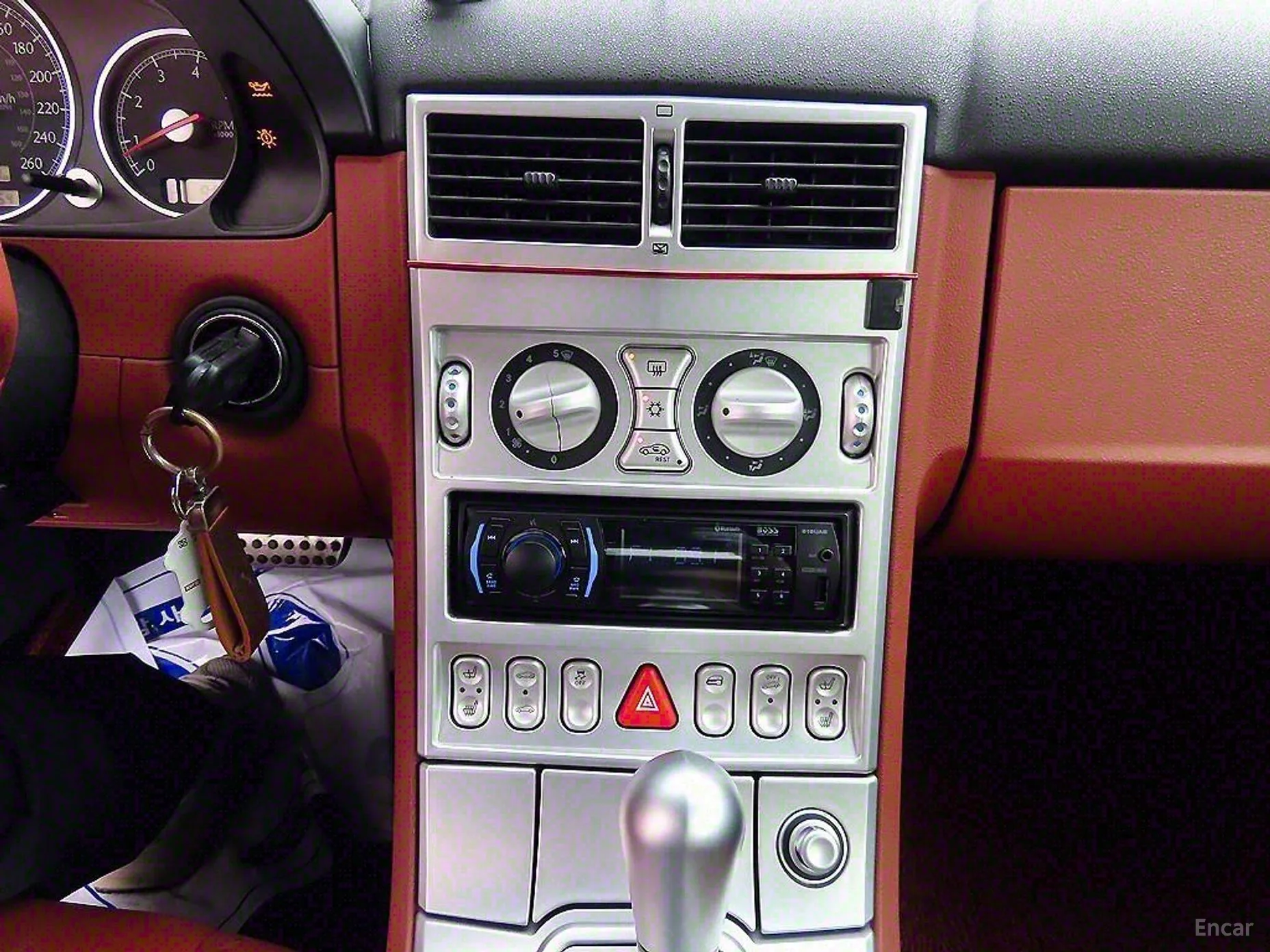 Chrysler Crossfire превью 11
