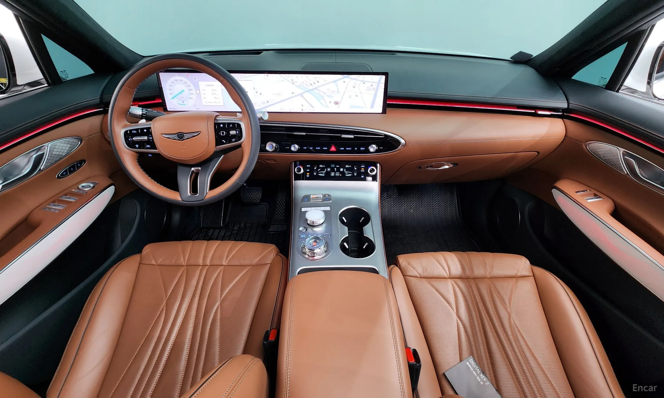 Genesis GV70 превью 7