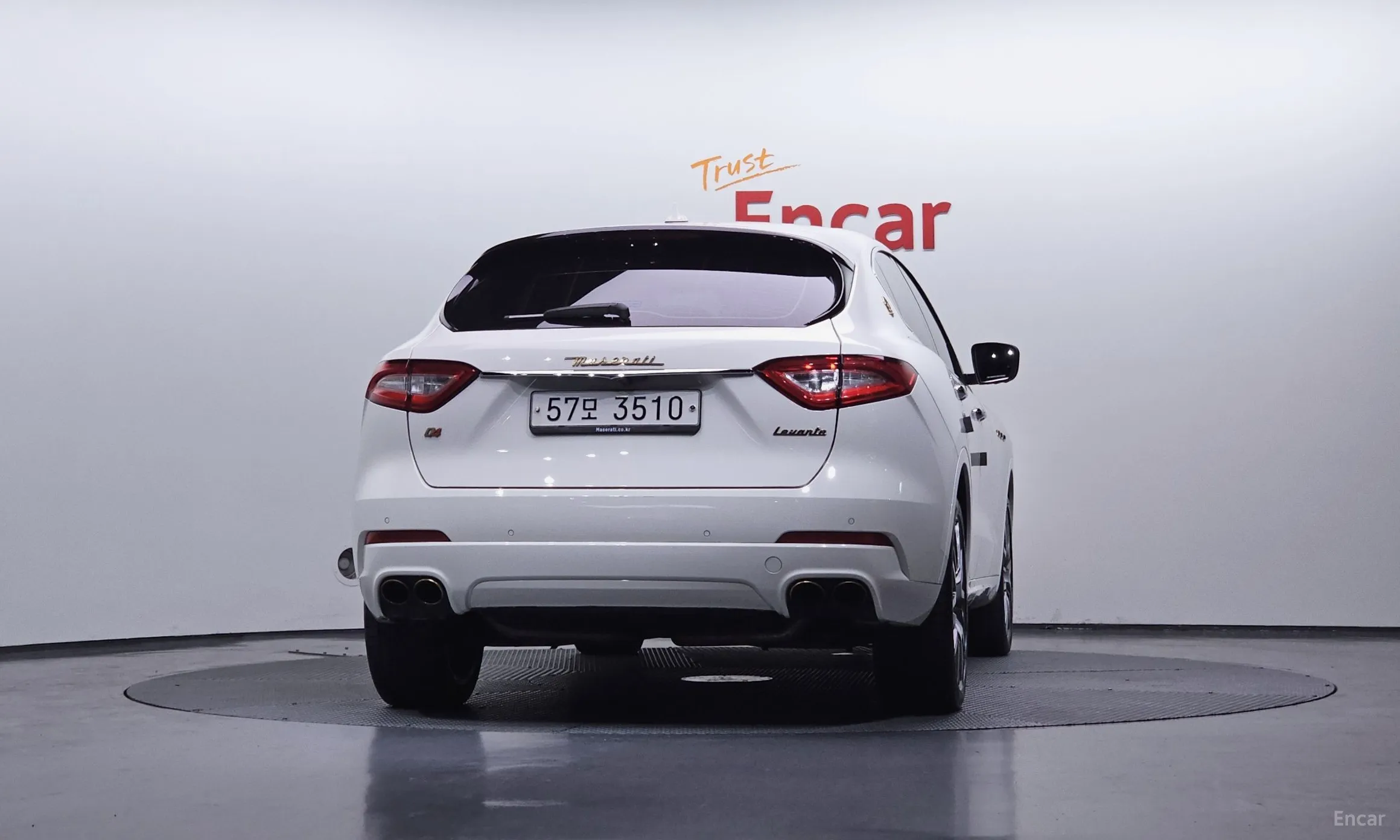 Maserati Levante превью 4