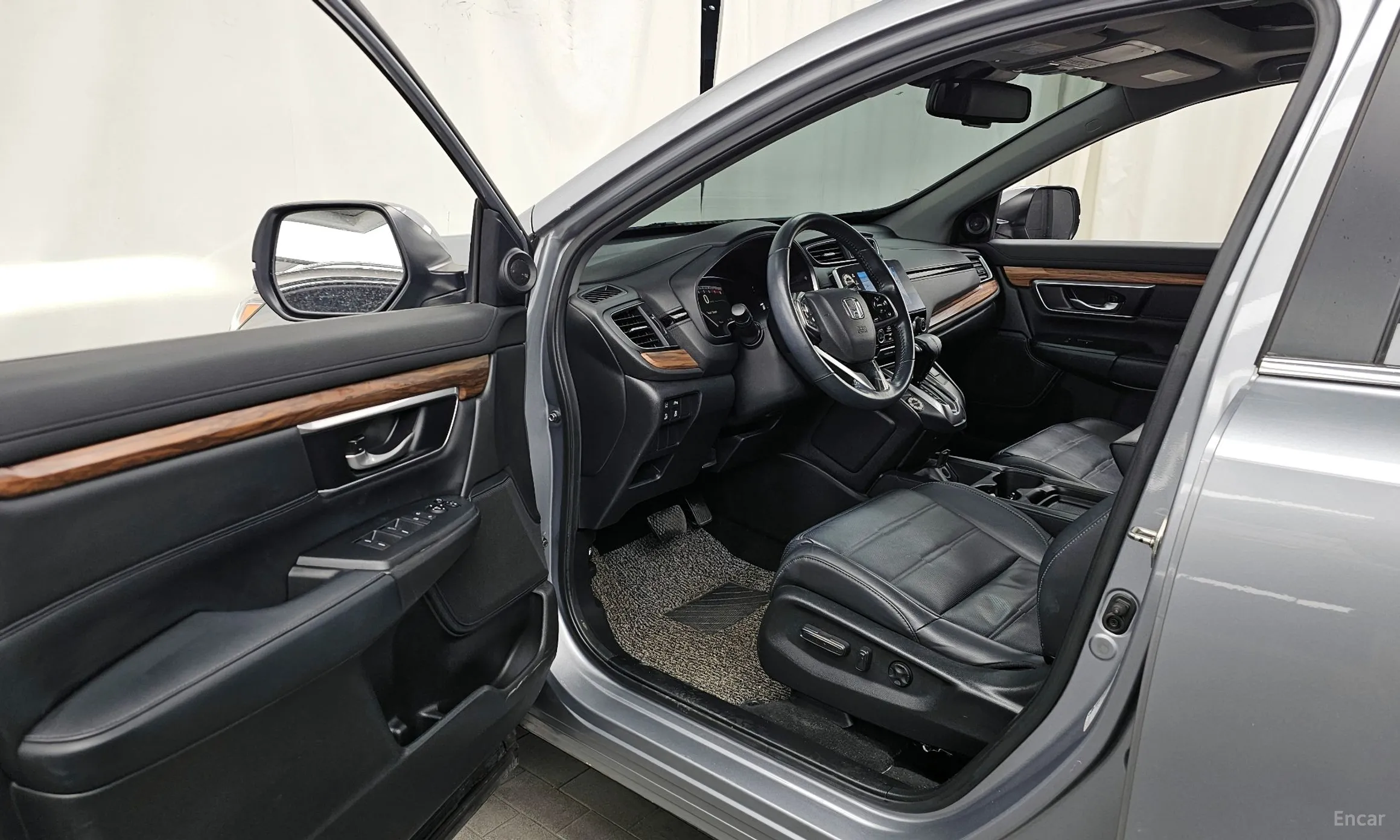 Honda CR-V 5th generation превью 10