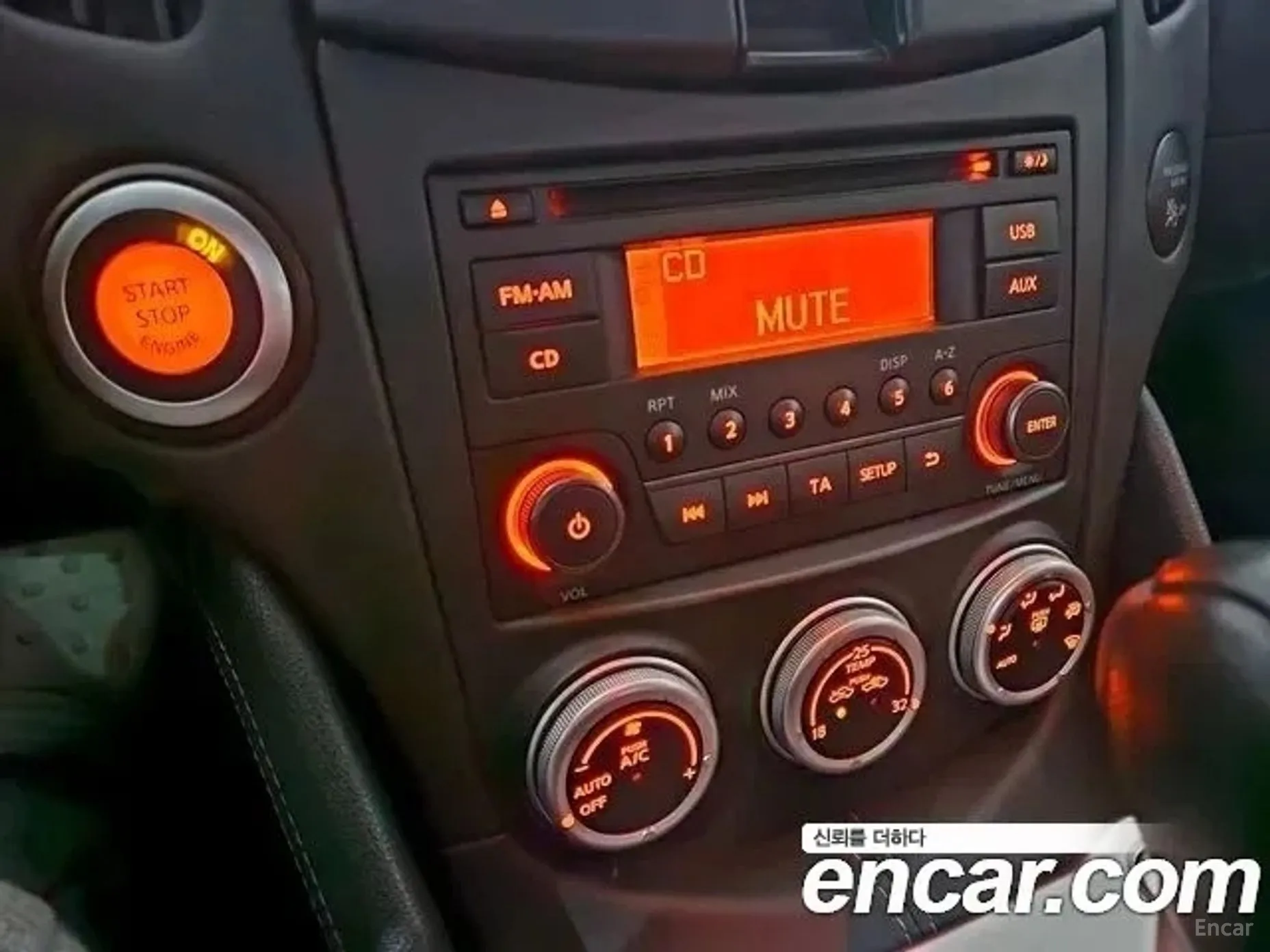 Nissan 370Z превью 17