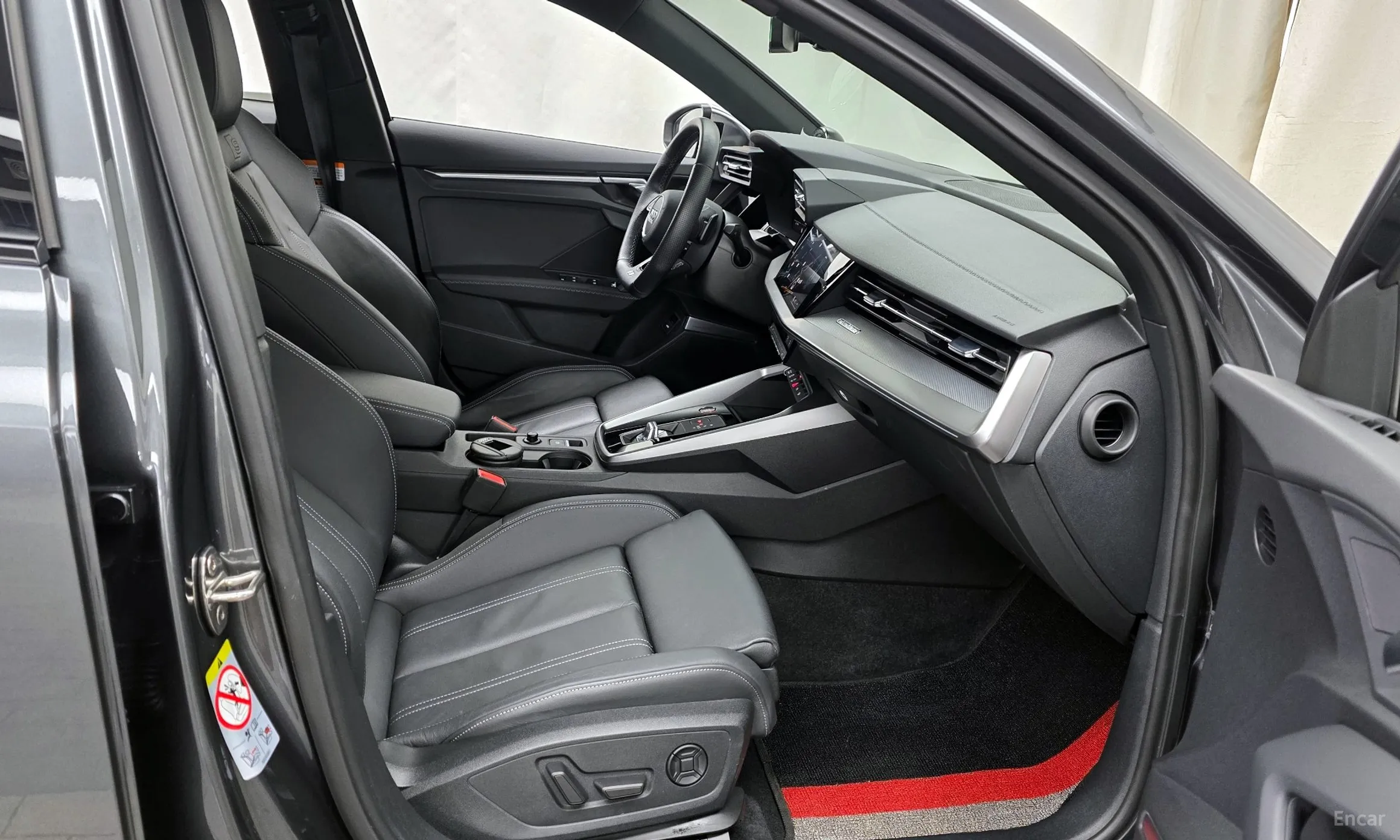 Audi S3 (8Y) превью 11