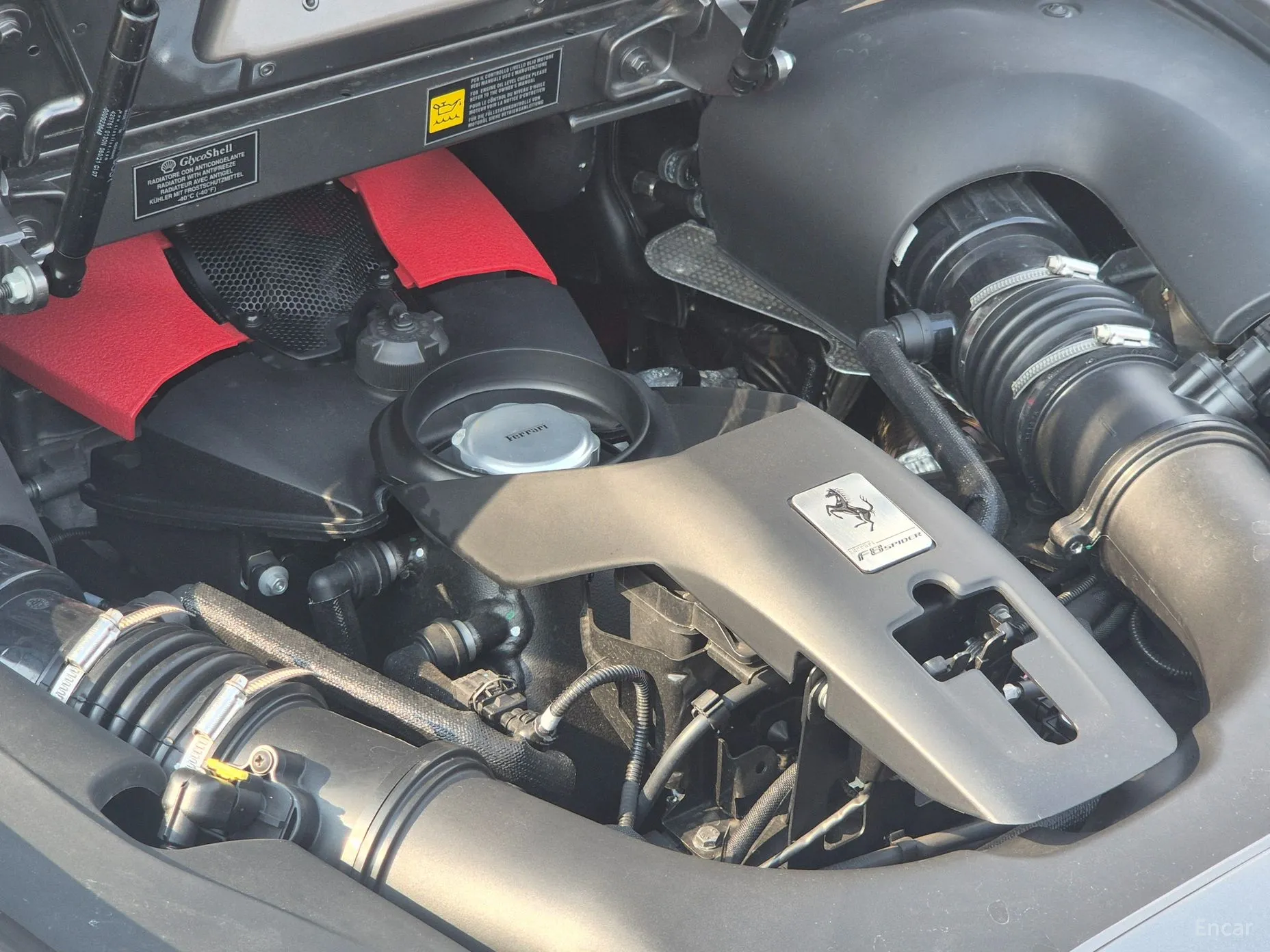 Ferrari F8 Spider превью 6