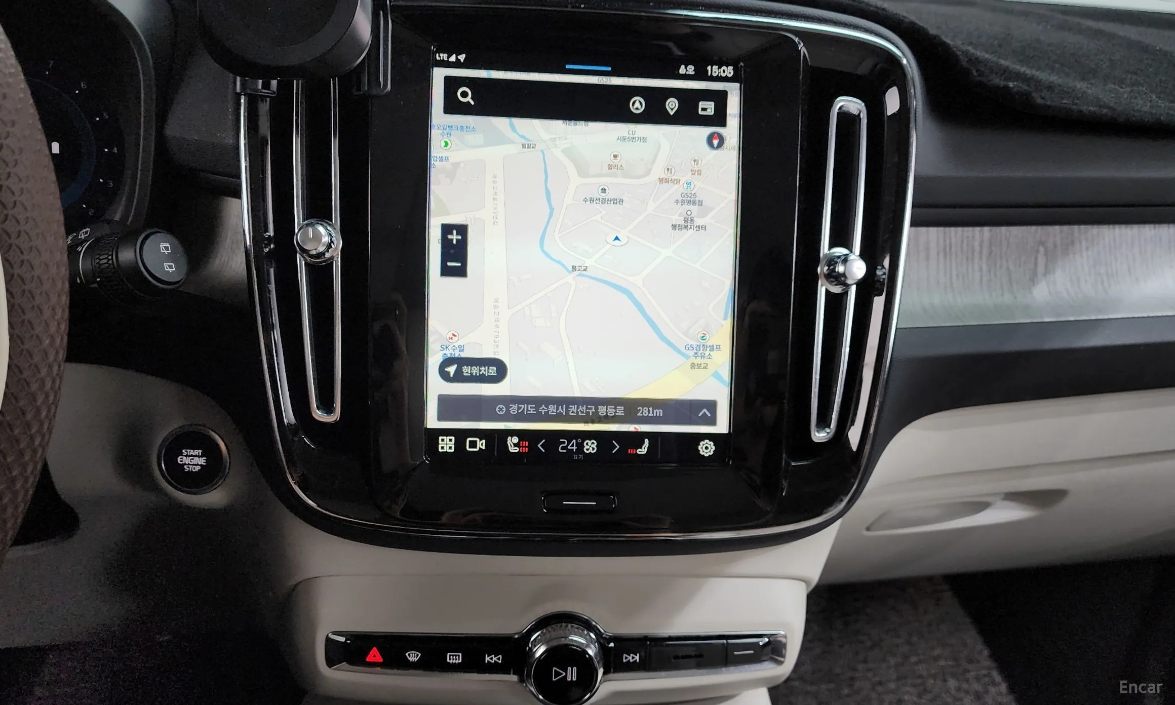 Volvo XC40 превью 14
