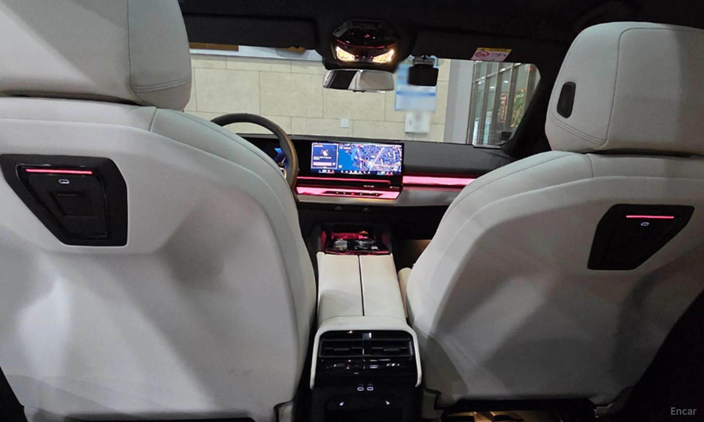 BMW 5 Series (G60) превью 17