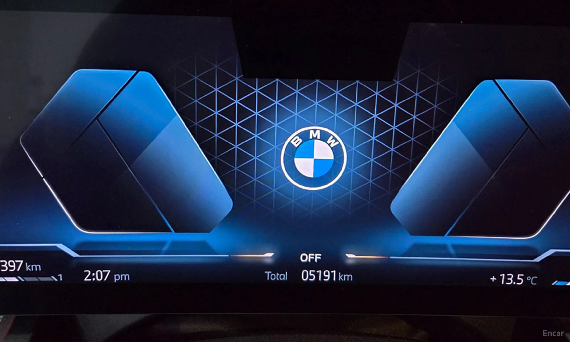 BMW 5 Series (G60) превью 7