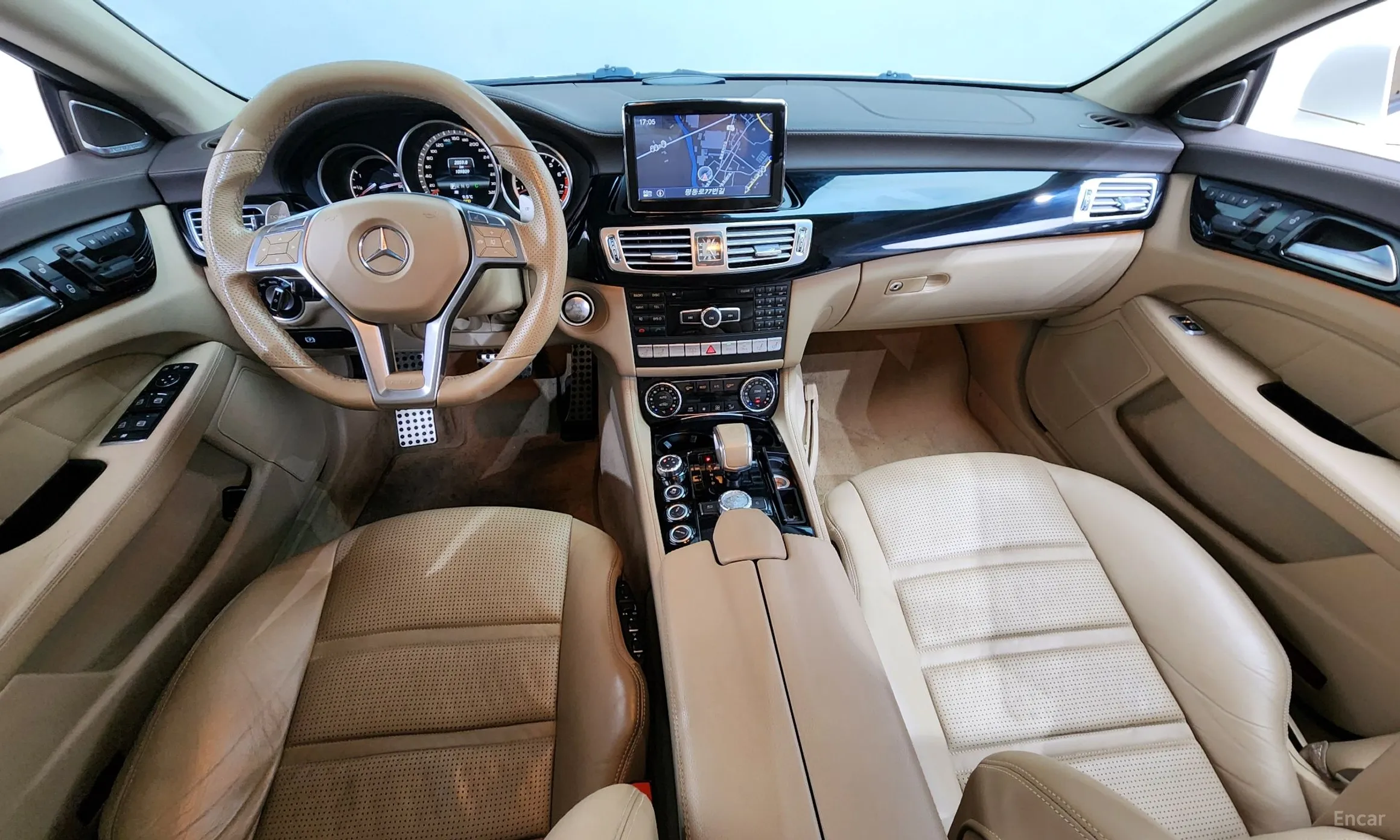 Mercedes Benz CLS-Class W218 превью 7